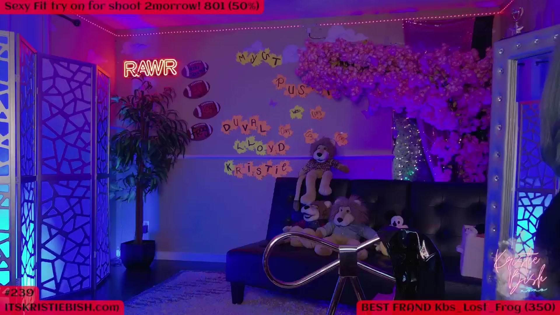 Gallery image thumbnail from KristieBish's myfreecams stream on, 09/02/2024, 06:00 image 11 of 20