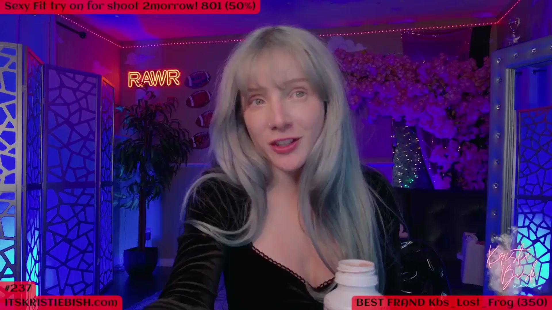 Gallery image thumbnail from KristieBish's myfreecams stream on, 09/02/2024, 06:00 image 9 of 20