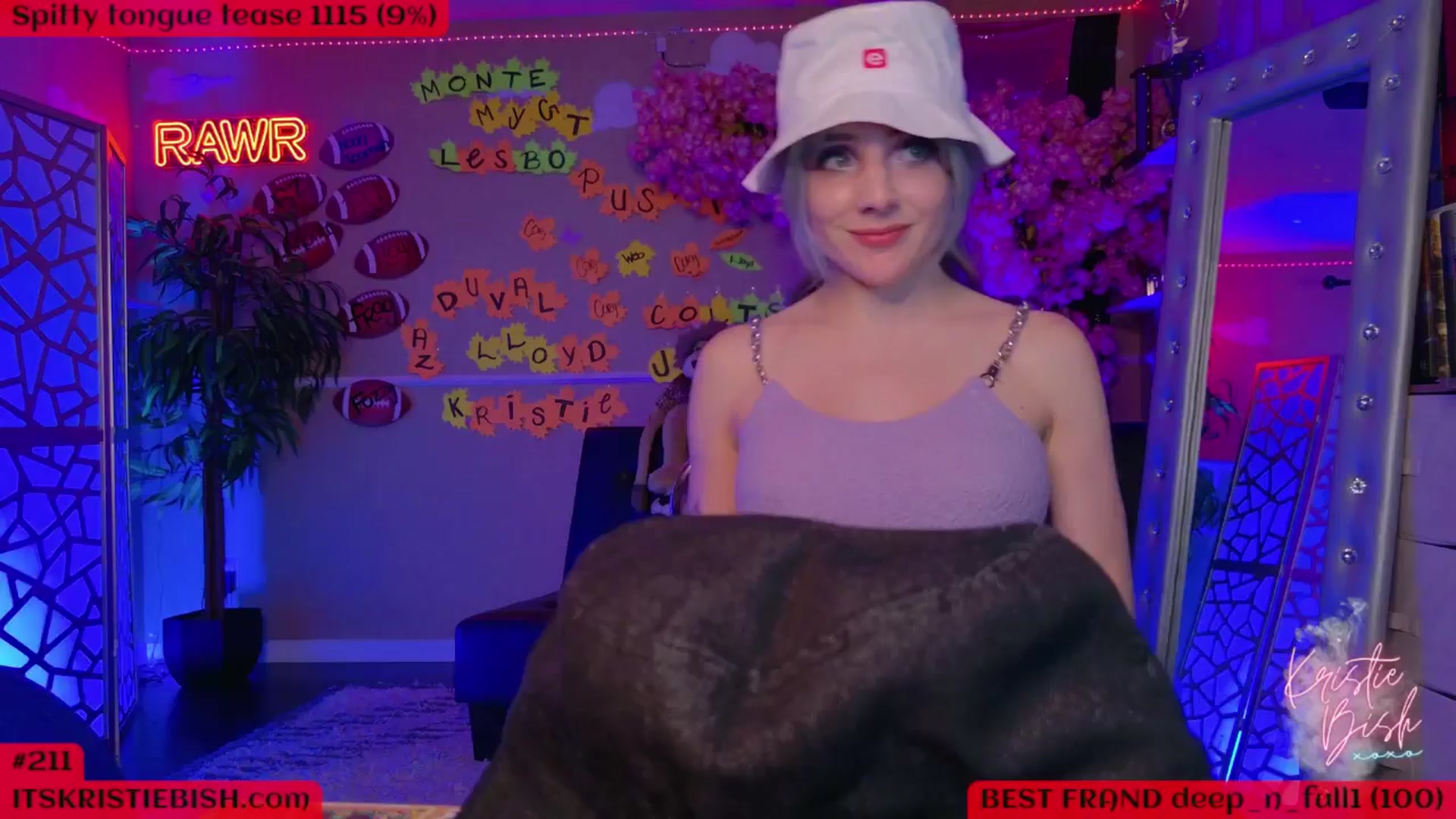 Gallery image thumbnail from KristieBish's myfreecams stream on, 09/04/2024, 03:36 image 20 of 20