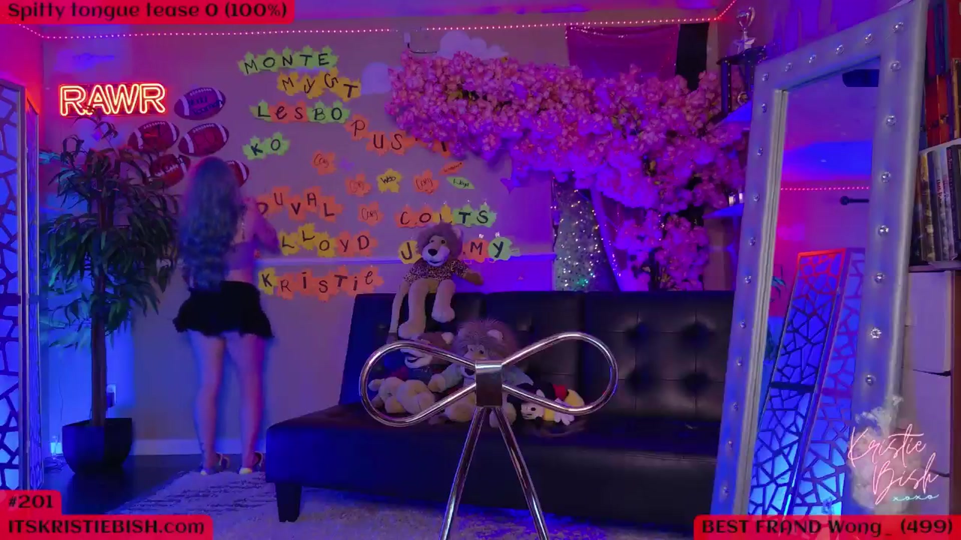 Gallery image thumbnail from KristieBish's myfreecams stream on, 09/04/2024, 05:00 image 16 of 20