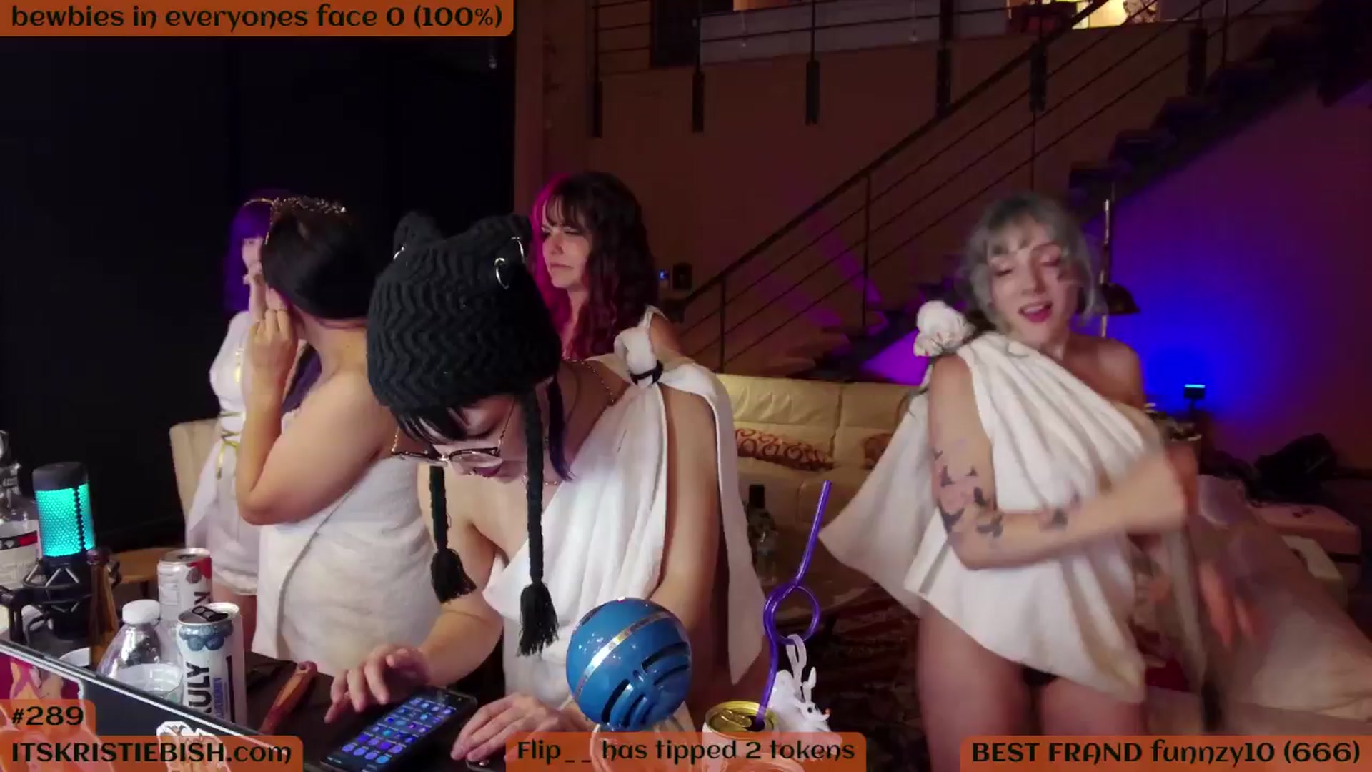 Gallery image thumbnail from KristieBish's myfreecams stream on, 09/19/2024, 08:27 image 16 of 20
