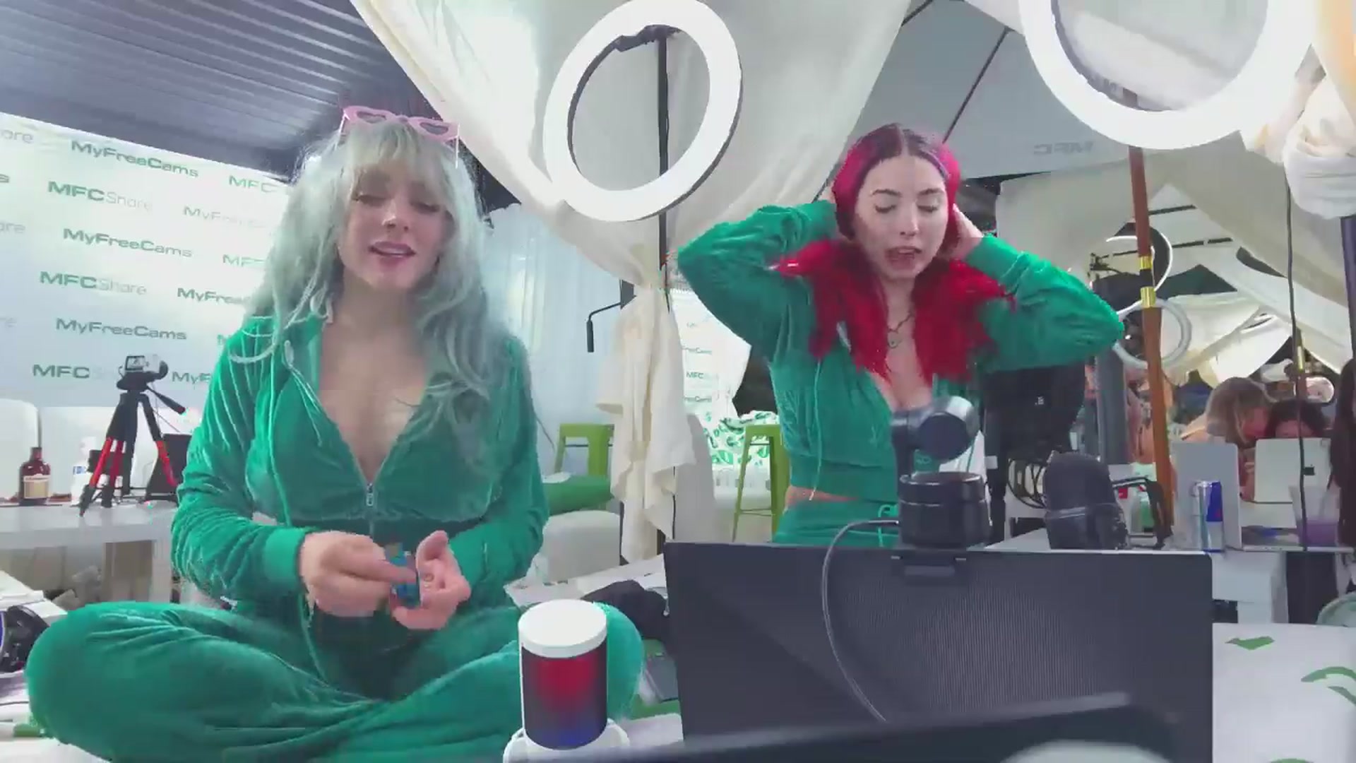 Gallery image thumbnail from KristieBish's myfreecams stream on, 09/25/2024, 06:40 image 6 of 20