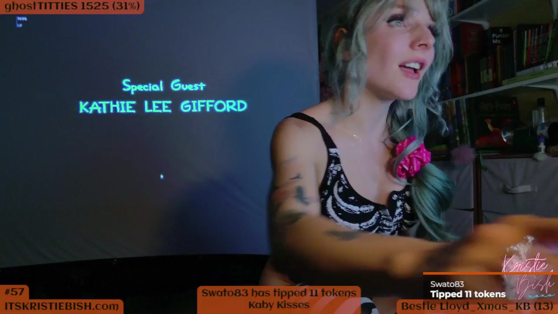Gallery image thumbnail from KristieBish's myfreecams stream on, 10/01/2024, 07:27 image 3 of 20
