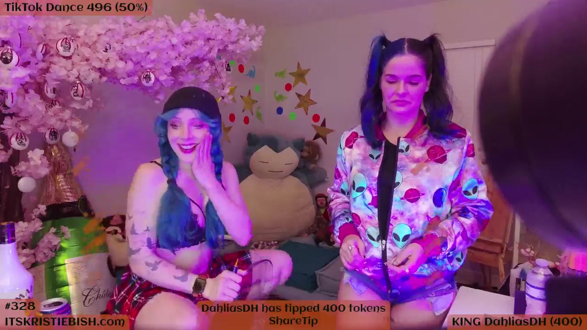 Gallery image thumbnail from KristieBish's myfreecams stream on, 11/03/2024, 04:58 image 5 of 20