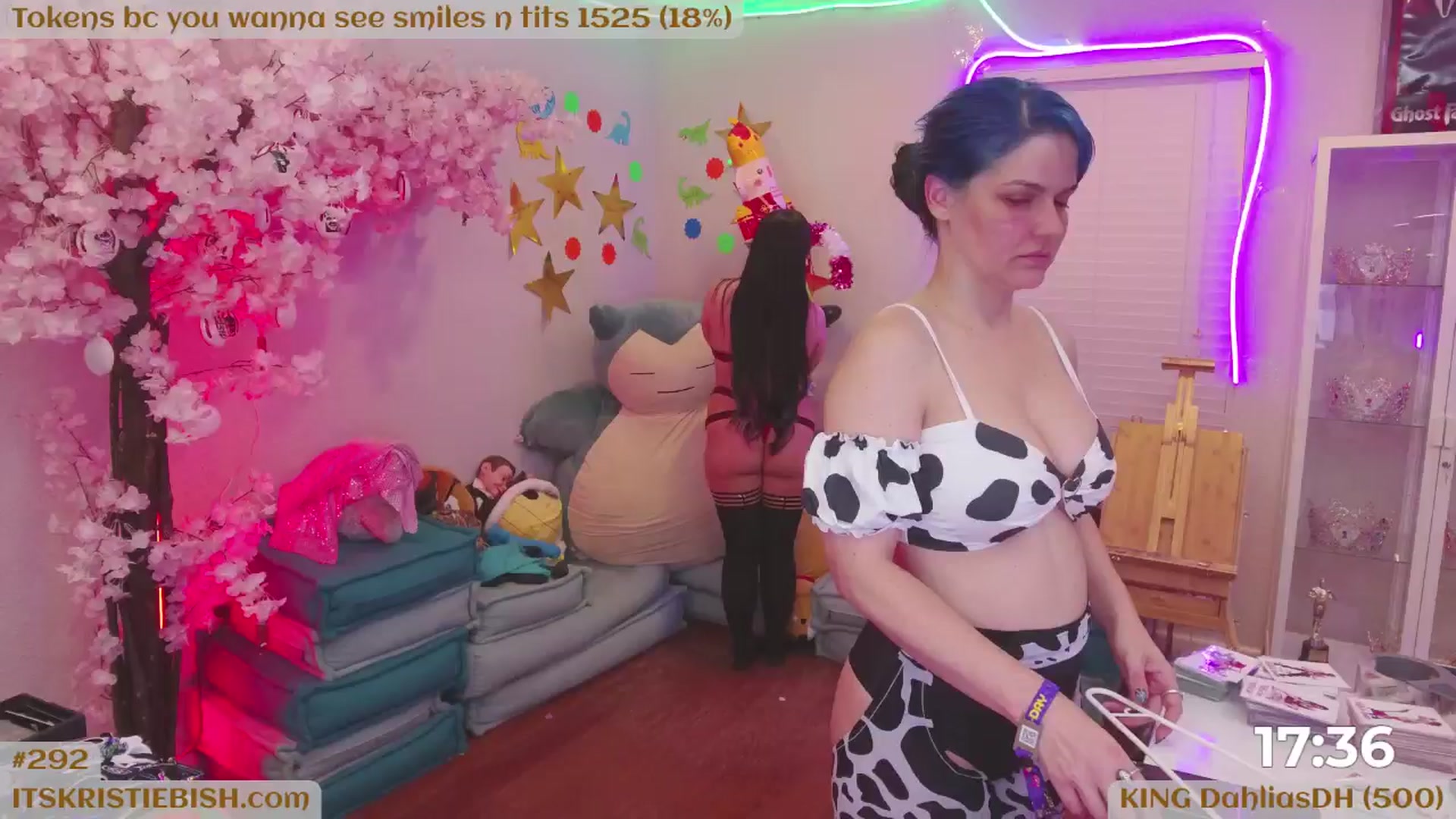 Gallery image thumbnail from KristieBish's myfreecams stream on, 11/08/2024, 06:09 image 18 of 20