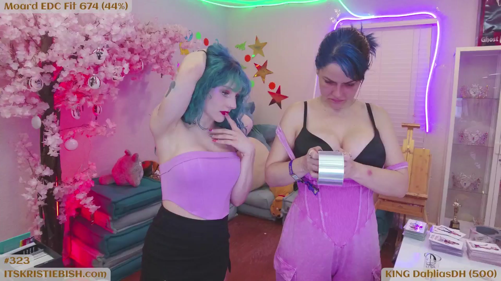 Gallery image thumbnail from KristieBish's myfreecams stream on, 11/08/2024, 06:09 image 7 of 20