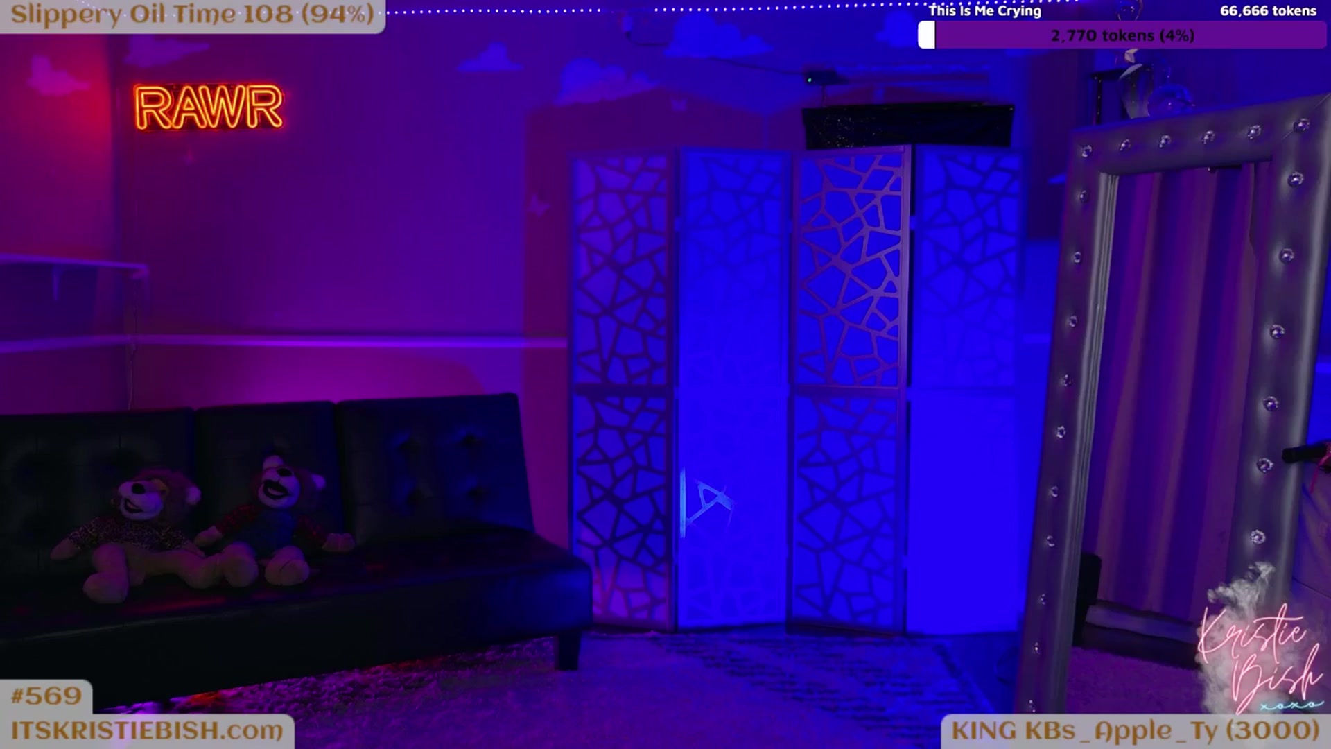 Gallery image thumbnail from KristieBish's myfreecams stream on, 11/17/2024, 05:45 image 14 of 20