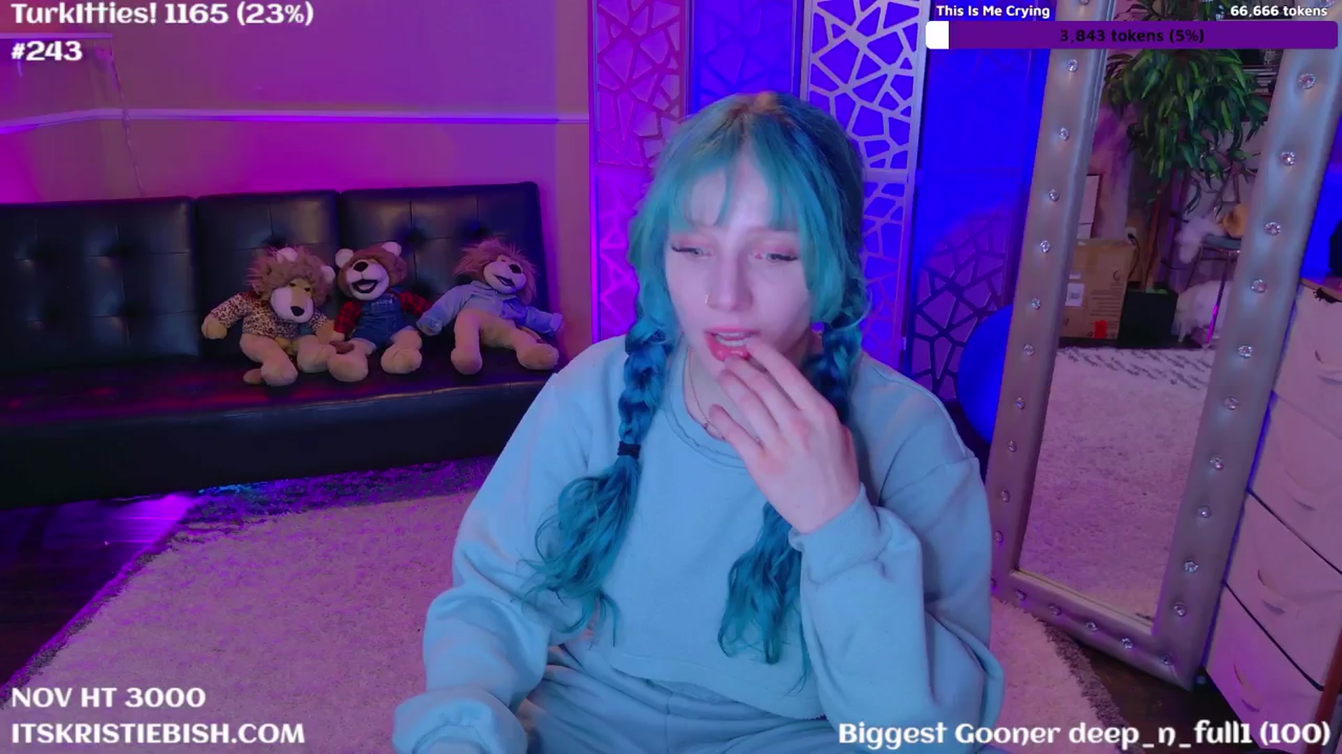 Gallery image thumbnail from KristieBish's myfreecams stream on, 11/26/2024, 06:17 image 4 of 20