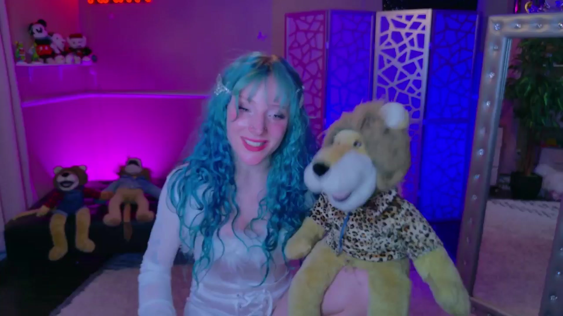 Gallery image thumbnail from KristieBish's myfreecams stream on, 12/03/2024, 06:13 image 15 of 20