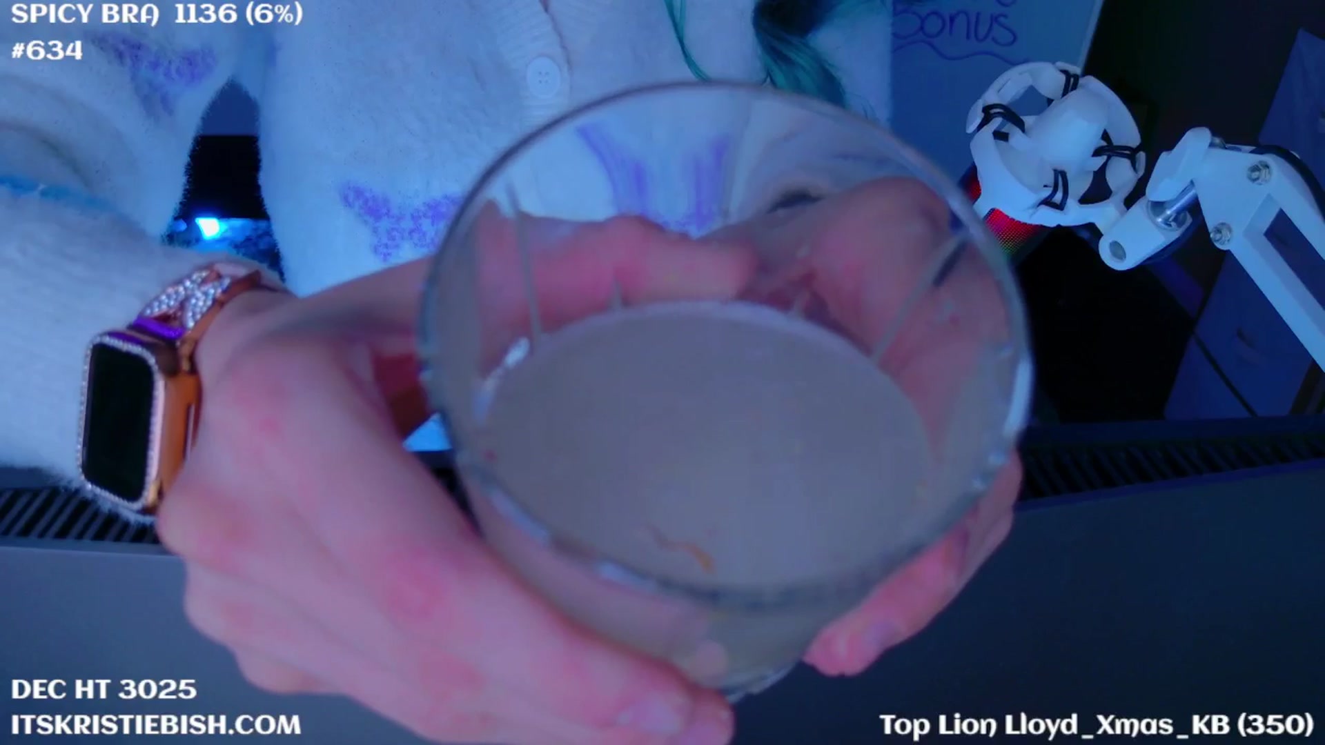 Gallery image thumbnail from KristieBish's myfreecams stream on, 12/13/2024, 05:57 image 6 of 20