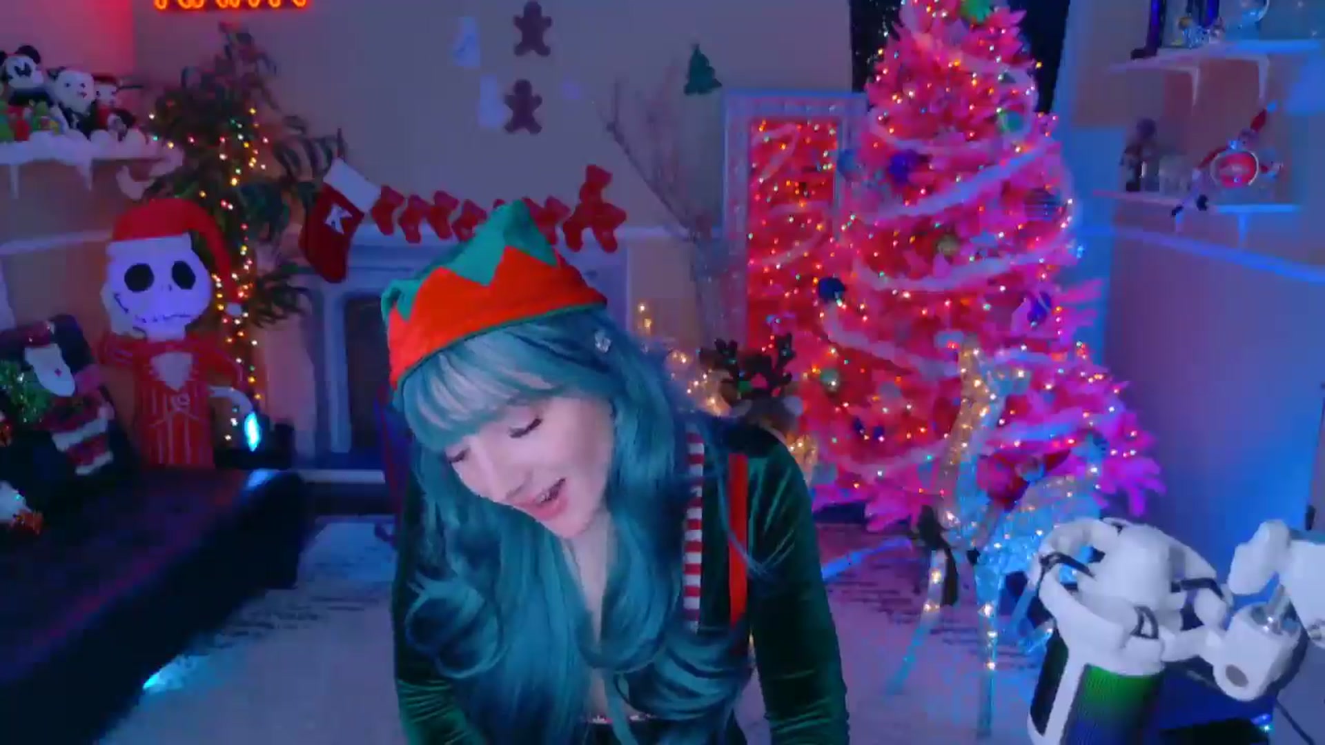 Gallery image thumbnail from KristieBish's myfreecams stream on, 12/17/2024, 05:59 image 8 of 20