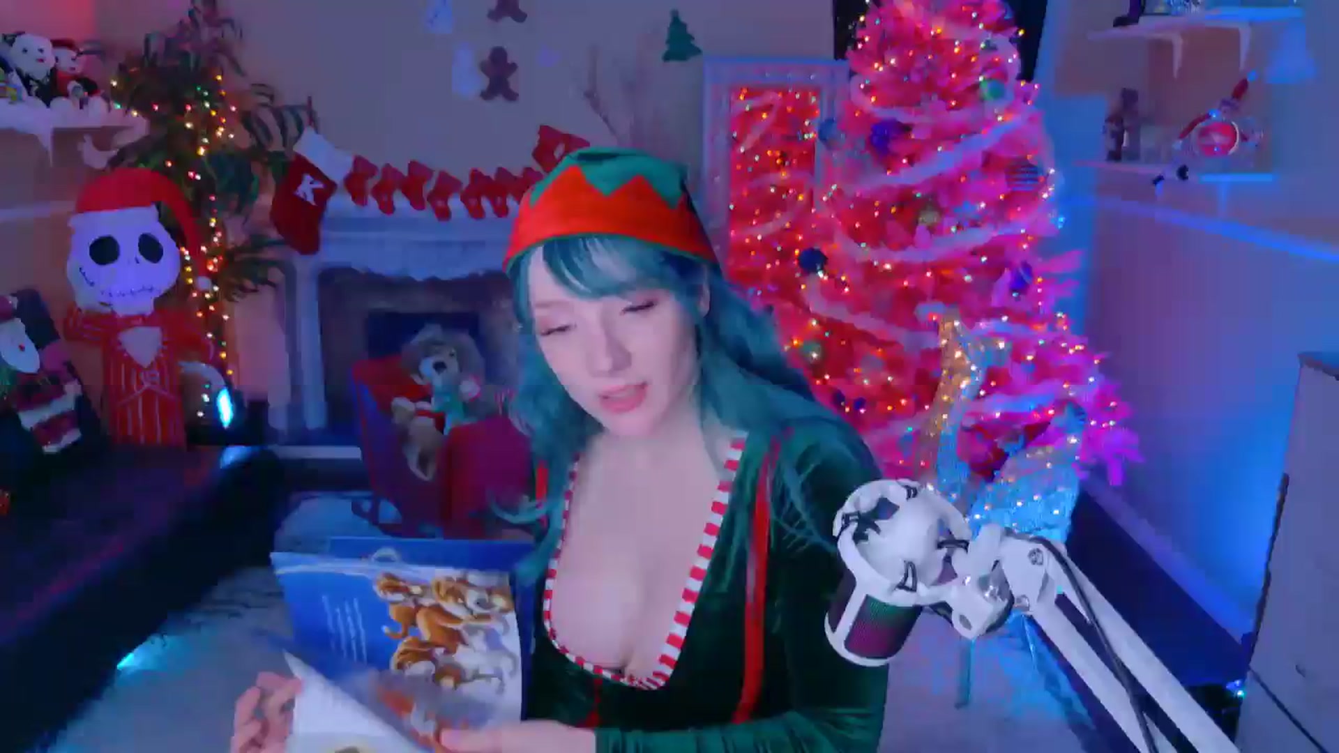 Gallery image thumbnail from KristieBish's myfreecams stream on, 12/17/2024, 06:27 image 1 of 20