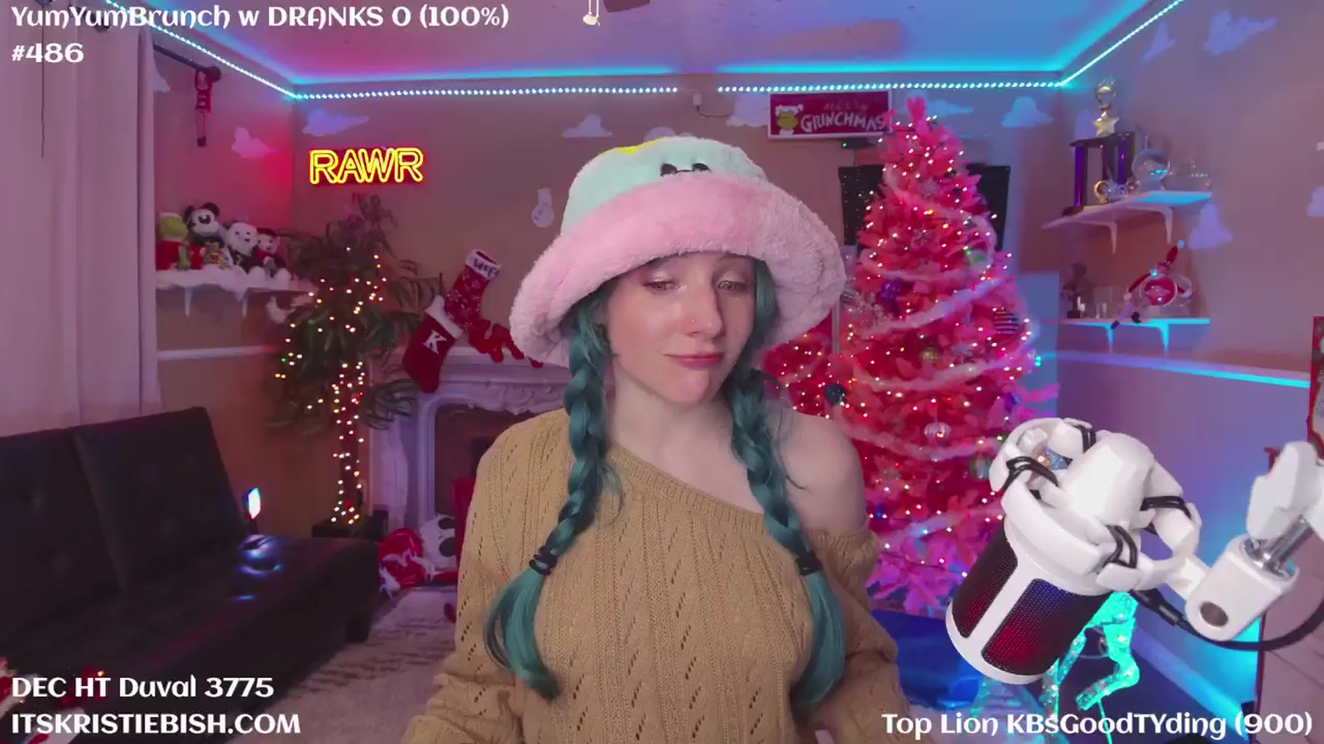 Gallery image thumbnail from KristieBish's myfreecams stream on, 12/28/2024, 07:12 image 12 of 20