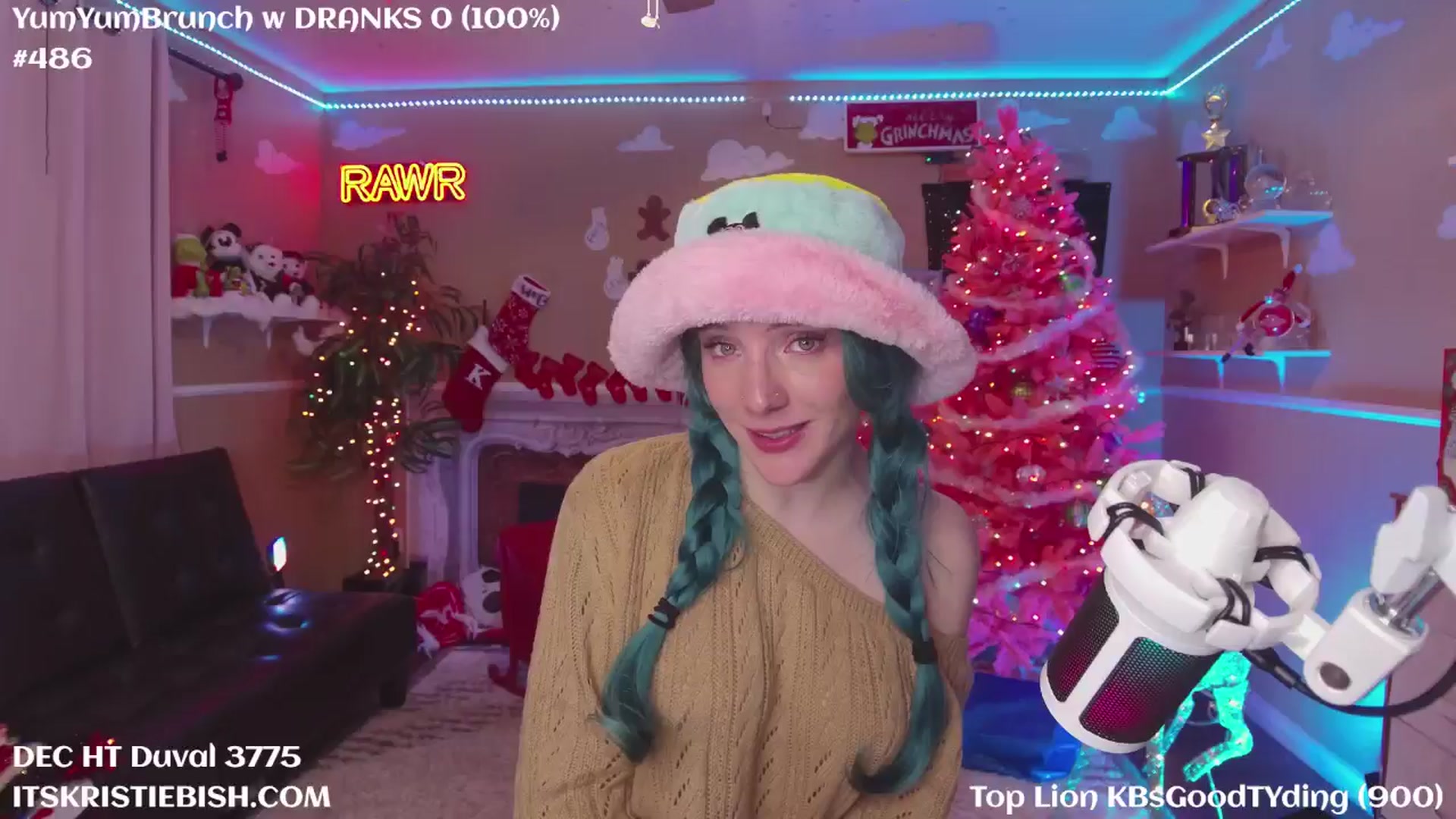 Gallery image thumbnail from KristieBish's myfreecams stream on, 12/28/2024, 07:12 image 10 of 20