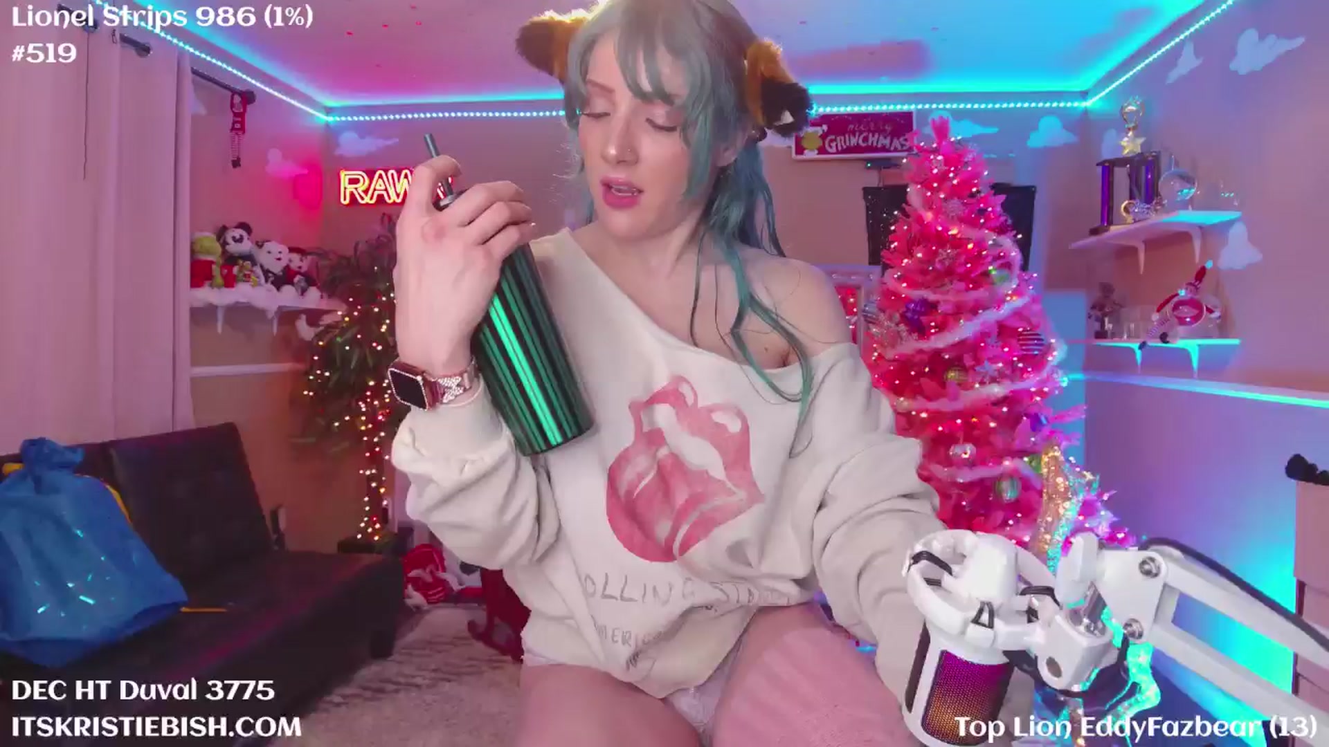 Gallery image thumbnail from KristieBish's myfreecams stream on, 12/30/2024, 03:21 image 1 of 20