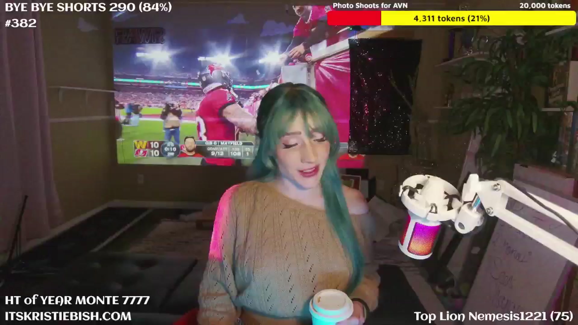 Gallery image thumbnail from KristieBish's myfreecams stream on, 01/13/2025, 02:47 image 3 of 20