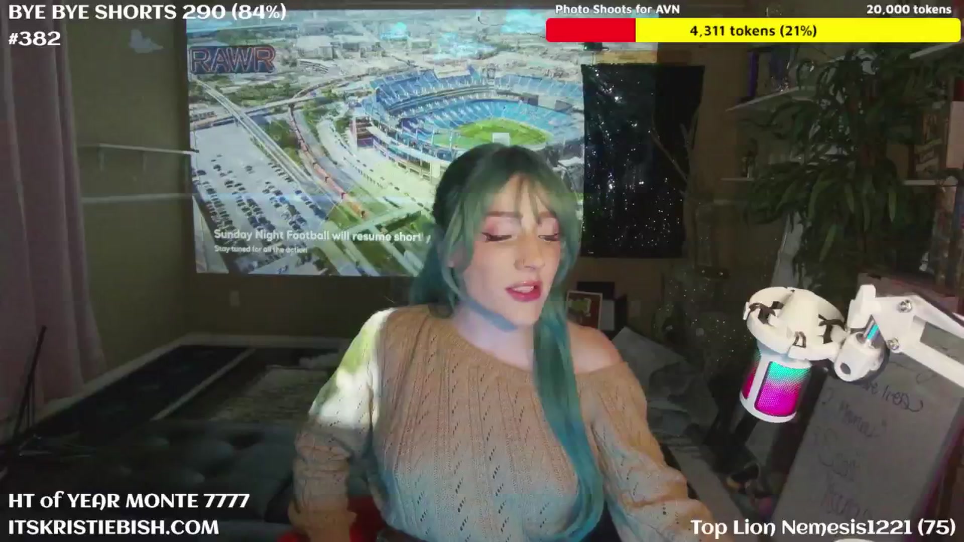 Gallery image thumbnail from KristieBish's myfreecams stream on, 01/13/2025, 02:47 image 12 of 20