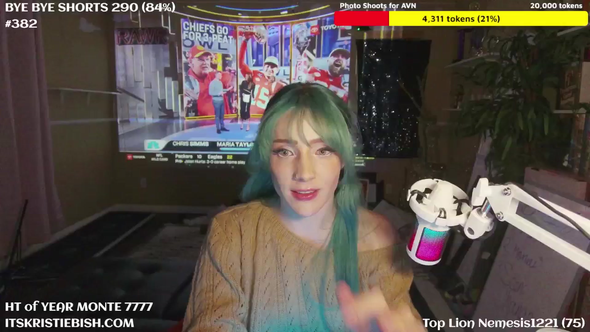 Gallery image thumbnail from KristieBish's myfreecams stream on, 01/13/2025, 02:47 image 9 of 20