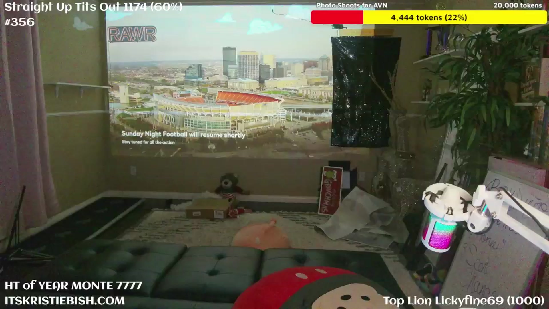 Gallery image thumbnail from KristieBish's myfreecams stream on, 01/13/2025, 03:54 image 18 of 20