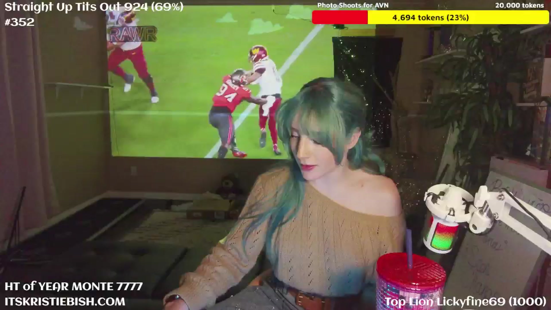 Gallery image thumbnail from KristieBish's myfreecams stream on, 01/13/2025, 05:12 image 2 of 20