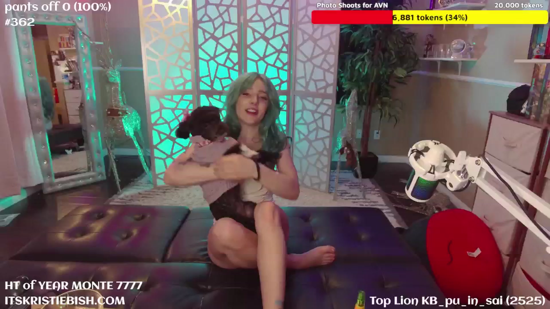 Gallery image thumbnail from KristieBish's myfreecams stream on, 01/17/2025, 06:50 image 10 of 20