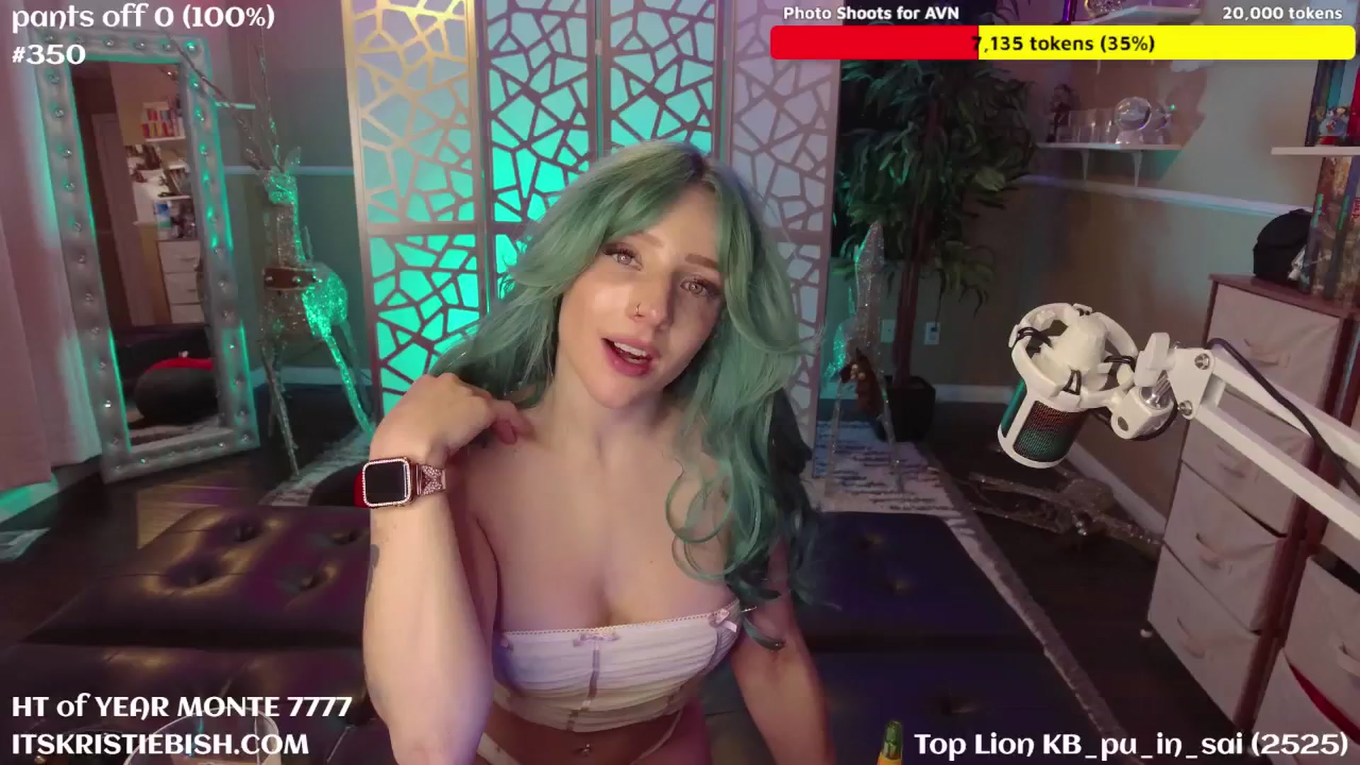Gallery image thumbnail from KristieBish's myfreecams stream on, 01/17/2025, 06:50 image 15 of 20