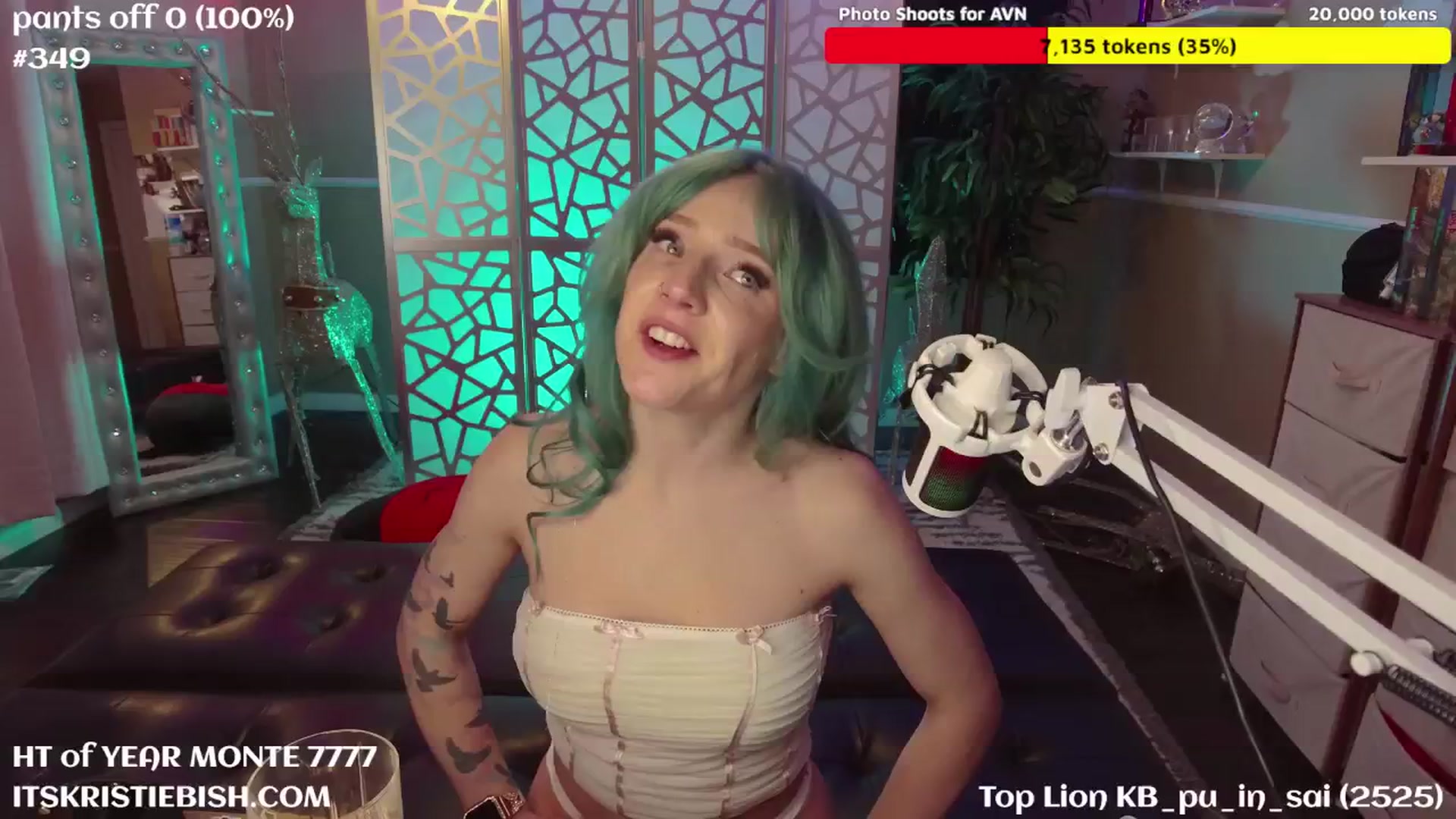 Gallery image thumbnail from KristieBish's myfreecams stream on, 01/17/2025, 06:50 image 18 of 20