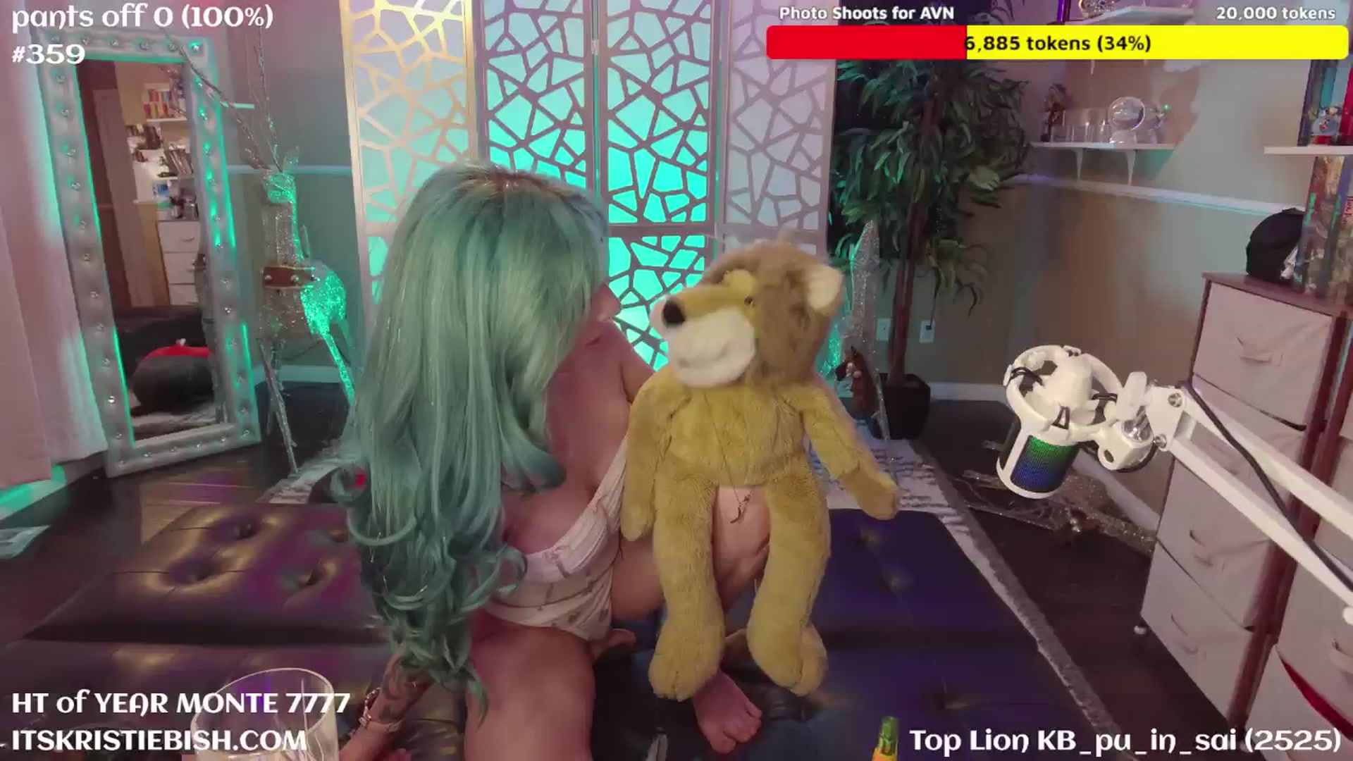 Gallery image thumbnail from KristieBish's myfreecams stream on, 01/17/2025, 06:50 image 13 of 20