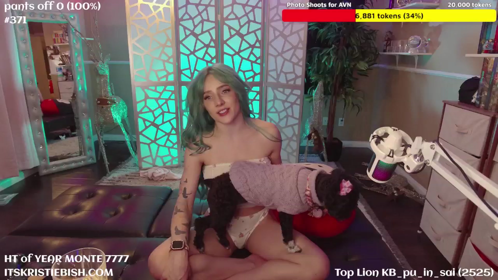 Gallery image thumbnail from KristieBish's myfreecams stream on, 01/17/2025, 06:50 image 7 of 20