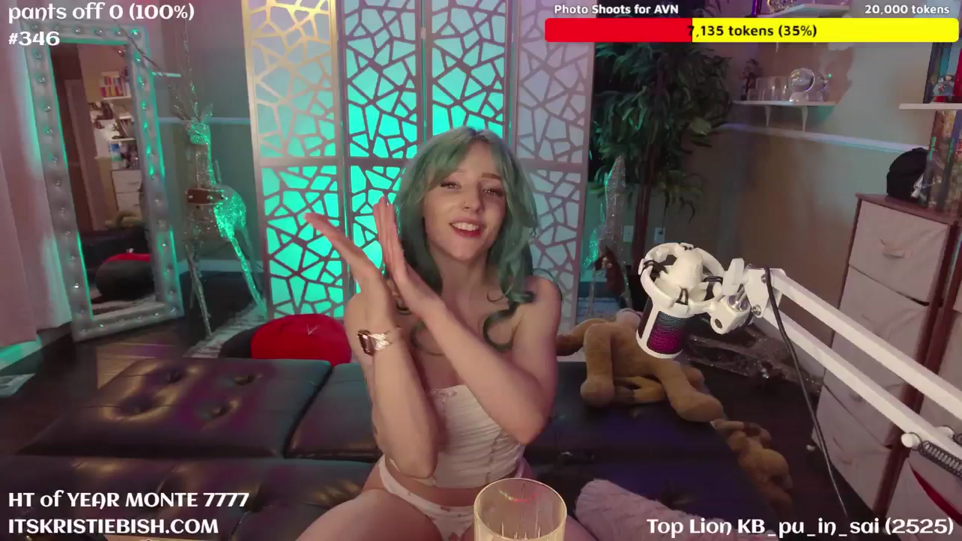Gallery image thumbnail from KristieBish's myfreecams stream on, 01/17/2025, 07:27 image 7 of 20
