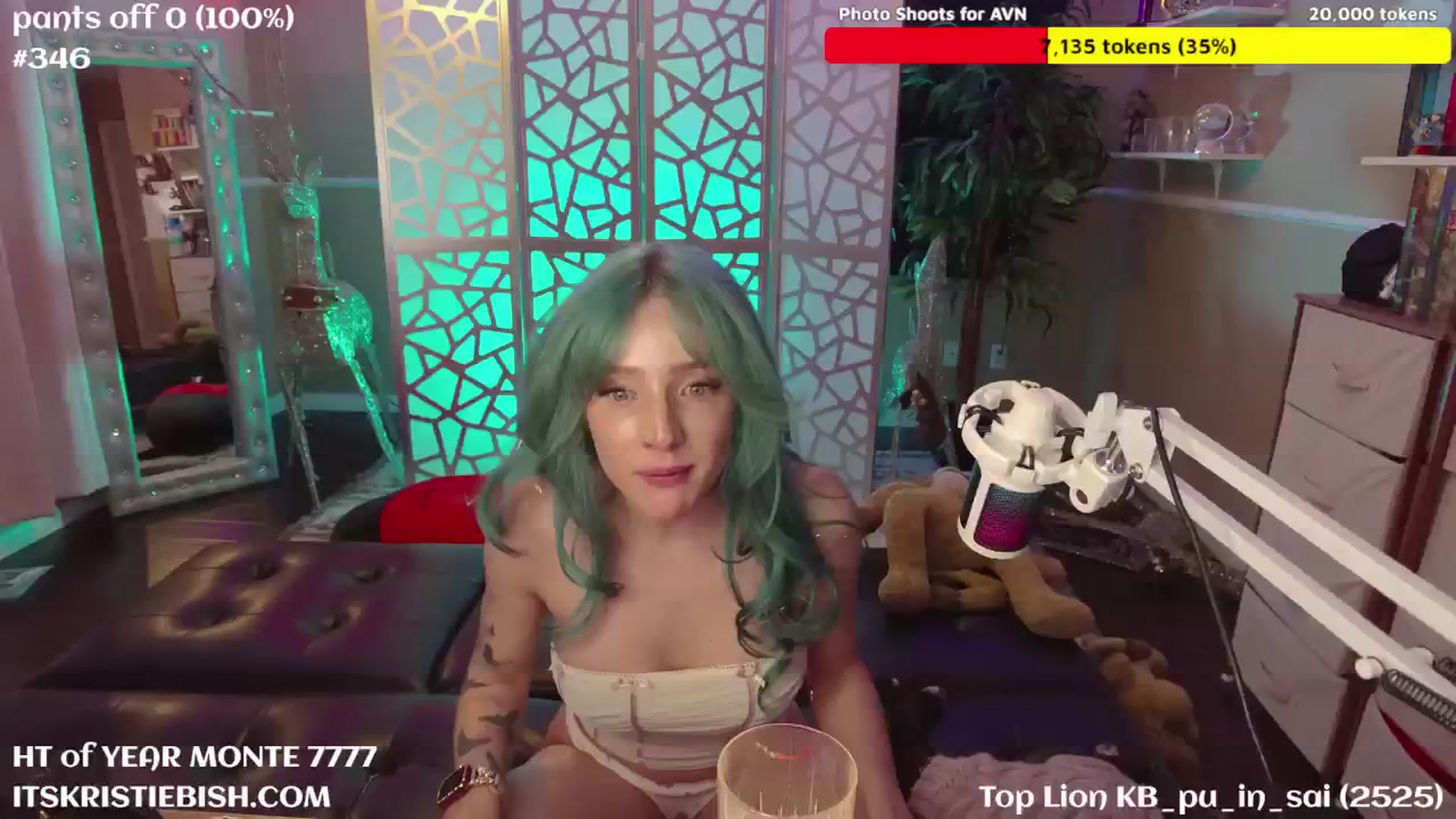 Gallery image thumbnail from KristieBish's myfreecams stream on, 01/17/2025, 07:27 image 8 of 20