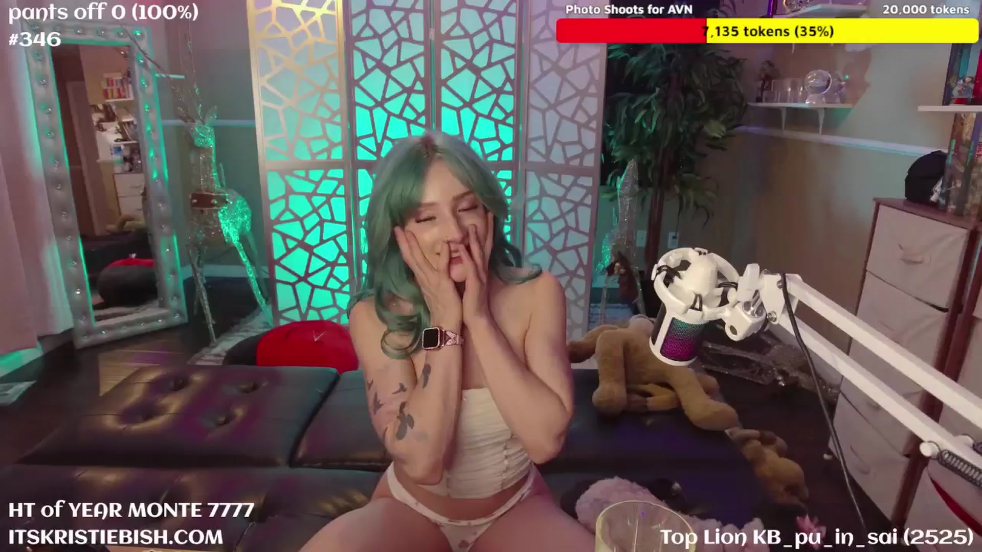 Gallery image thumbnail from KristieBish's myfreecams stream on, 01/17/2025, 07:27 image 1 of 20