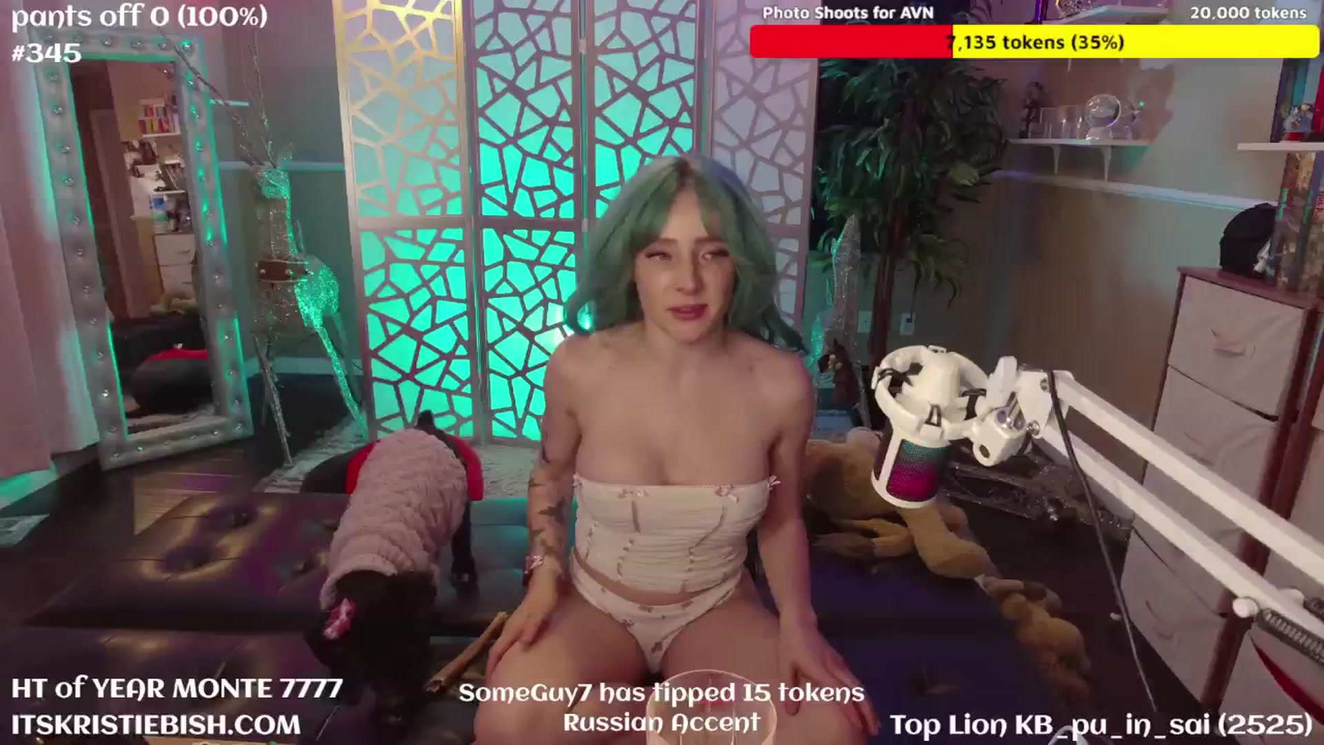 Gallery image thumbnail from KristieBish's myfreecams stream on, 01/17/2025, 07:27 image 14 of 20