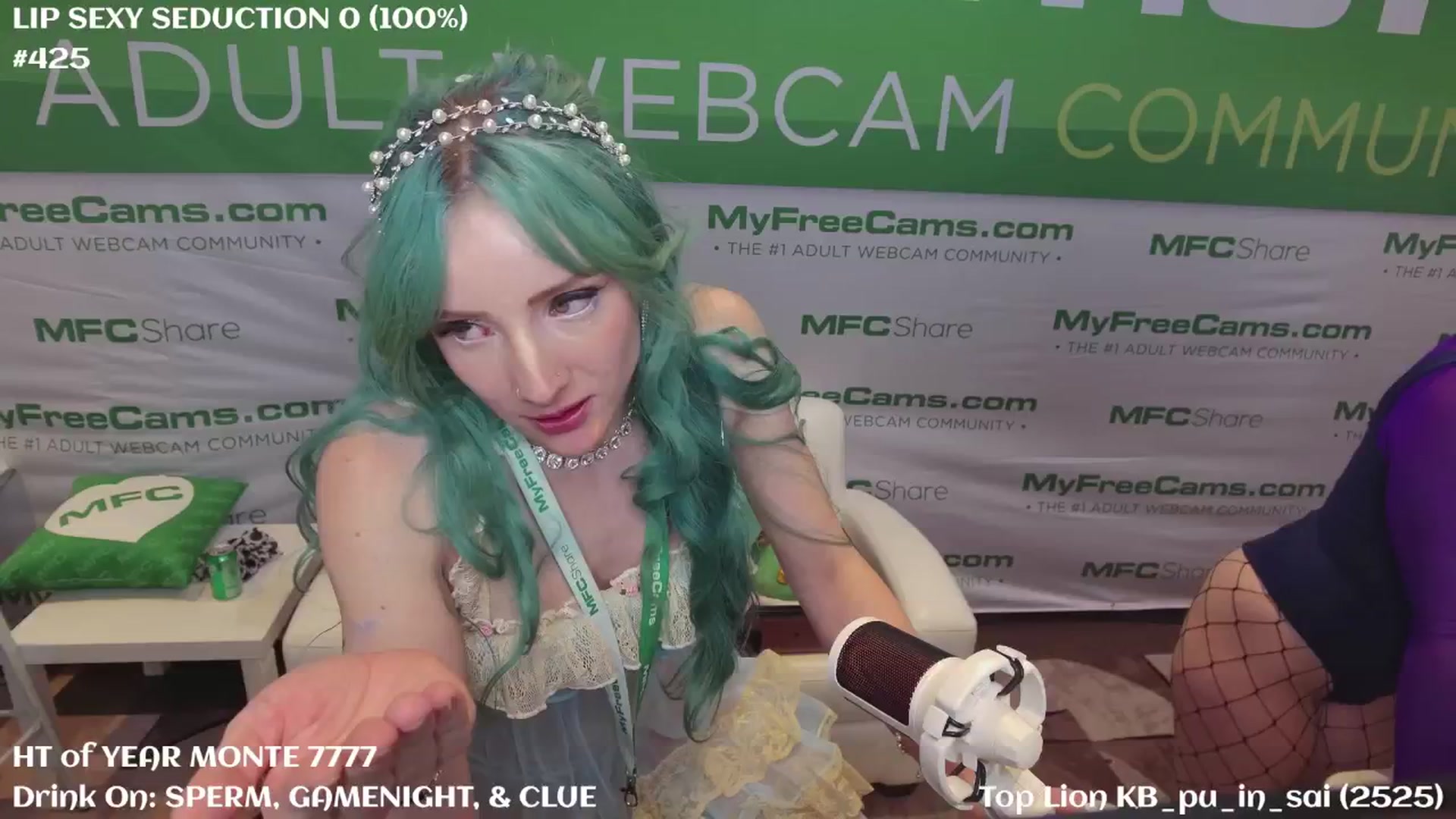 Gallery image thumbnail from KristieBish's myfreecams stream on, 01/25/2025, 03:32 image 14 of 20