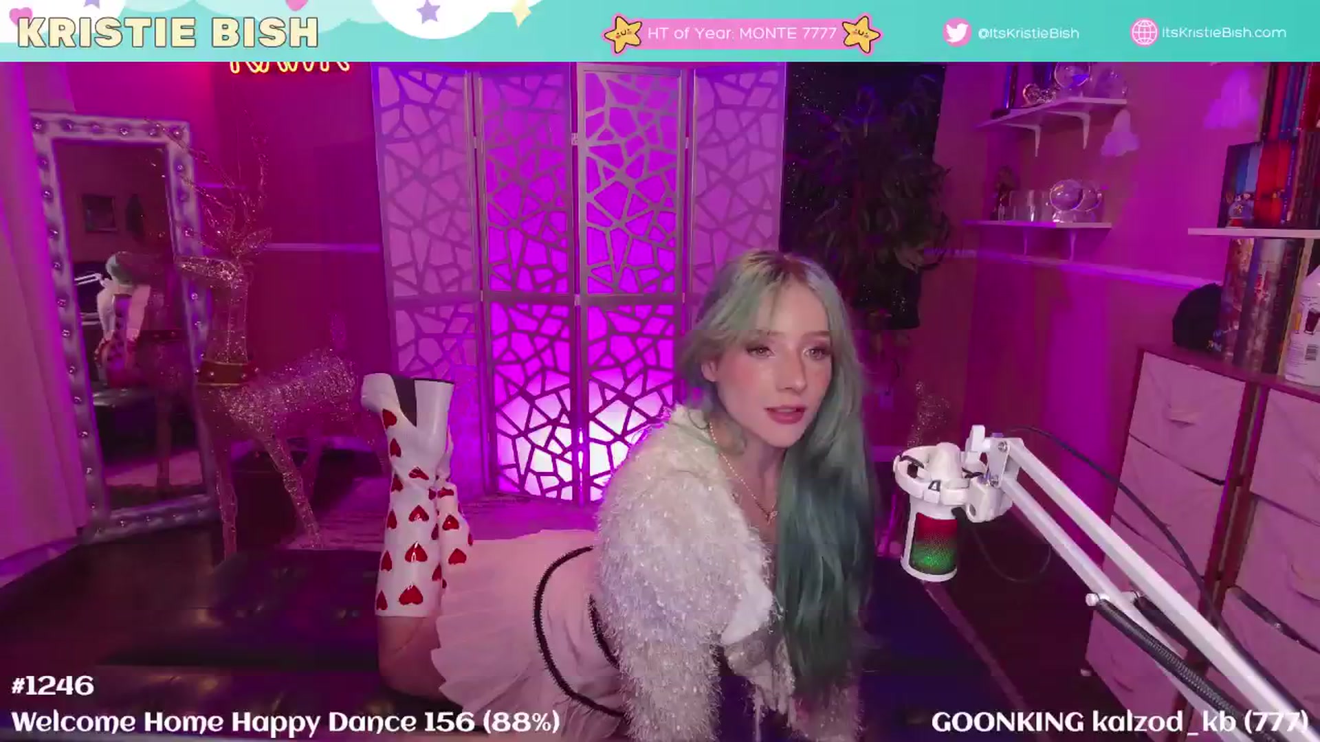 Gallery image thumbnail from KristieBish's myfreecams stream on, 02/13/2025, 06:30 image 18 of 20