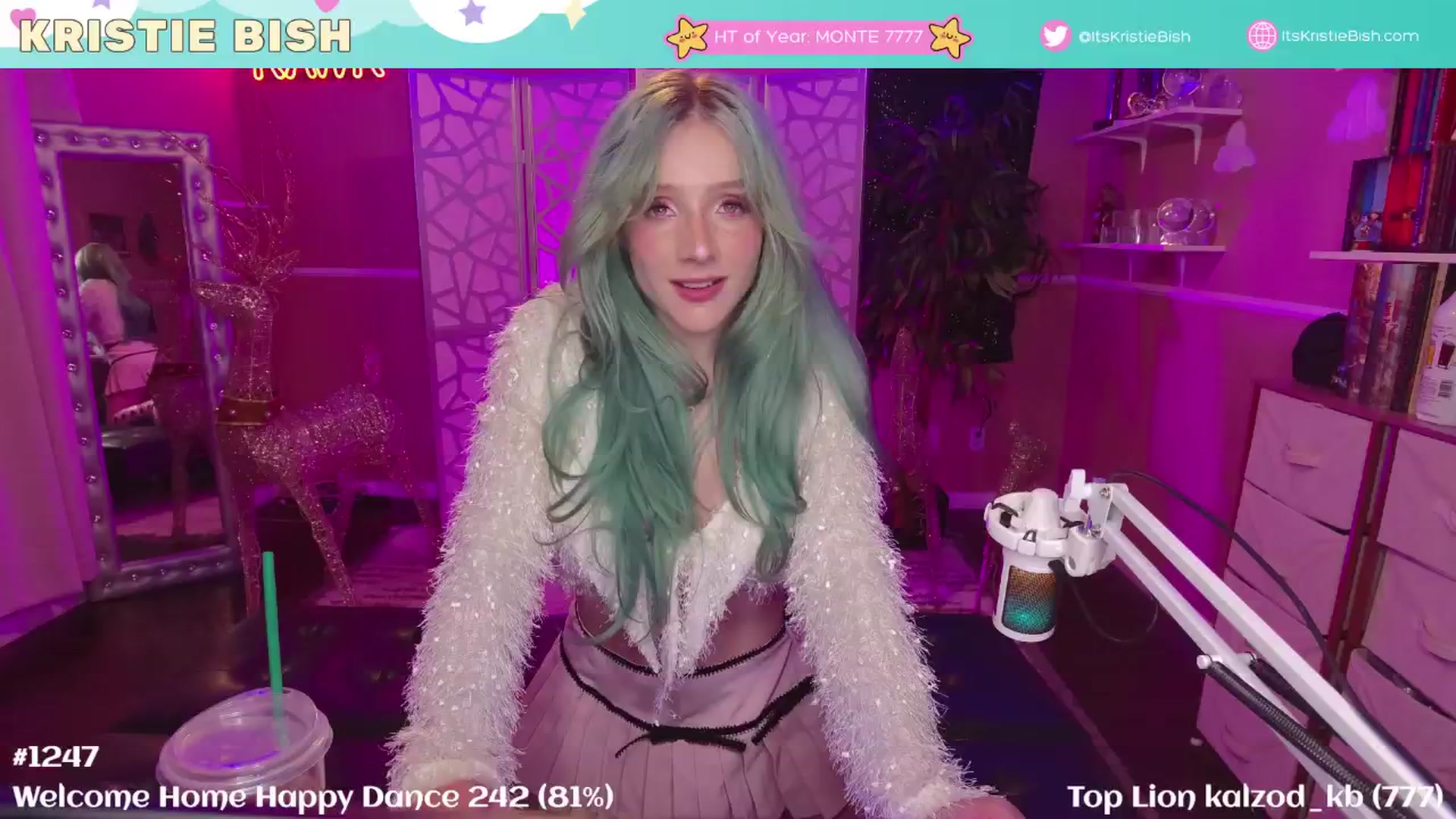 Gallery image thumbnail from KristieBish's myfreecams stream on, 02/13/2025, 06:30 image 13 of 20