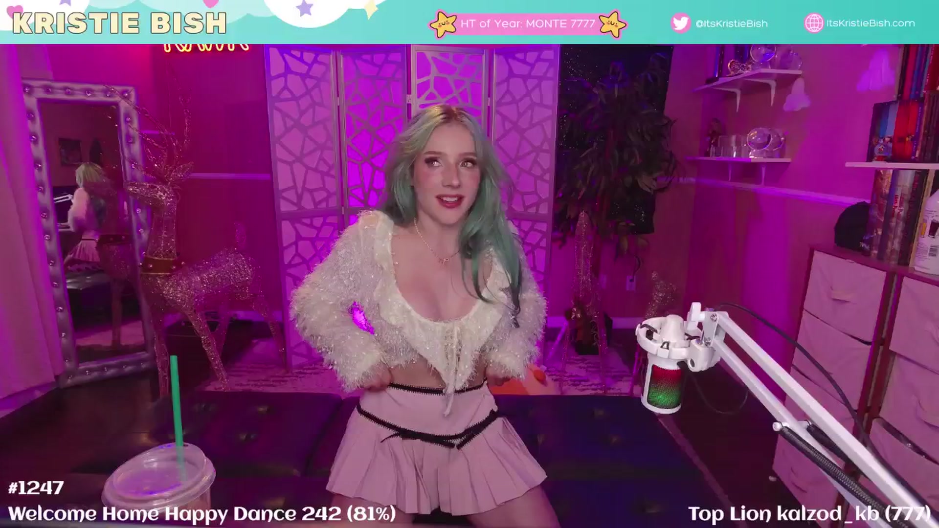 Gallery image thumbnail from KristieBish's myfreecams stream on, 02/13/2025, 06:30 image 12 of 20