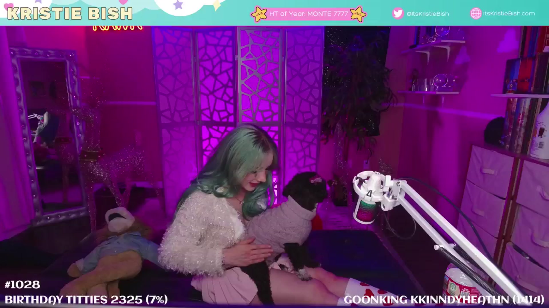 Gallery image thumbnail from KristieBish's myfreecams stream on, 02/13/2025, 08:35 image 4 of 20