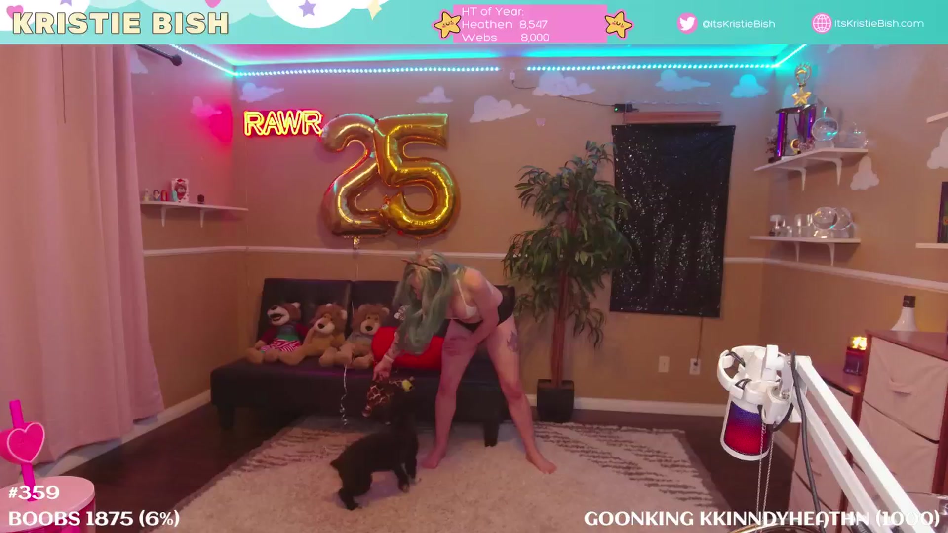 Gallery image thumbnail from KristieBish's myfreecams stream on, 02/17/2025, 06:26 image 16 of 20