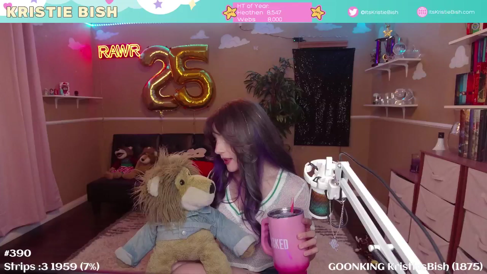 Gallery image thumbnail from KristieBish's myfreecams stream on, 02/20/2025, 06:42 image 7 of 20