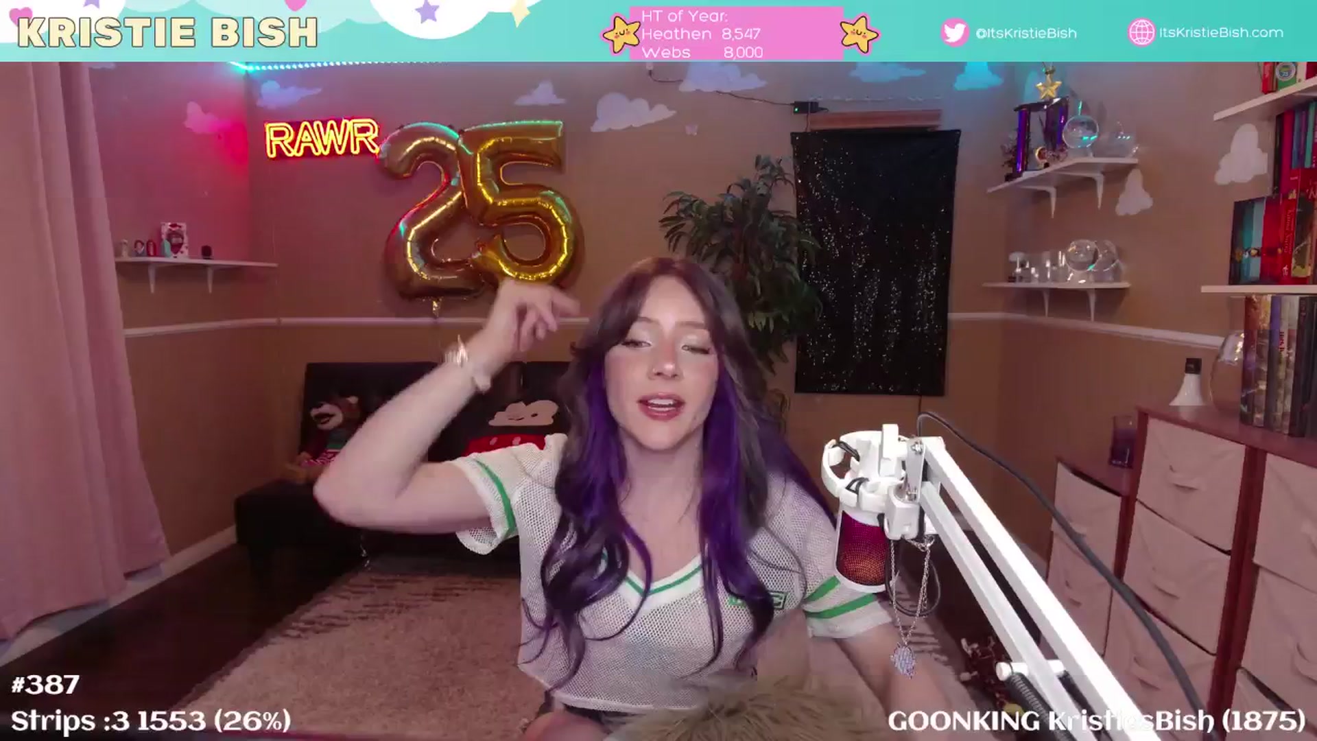 Gallery image thumbnail from KristieBish's myfreecams stream on, 02/20/2025, 06:42 image 8 of 20