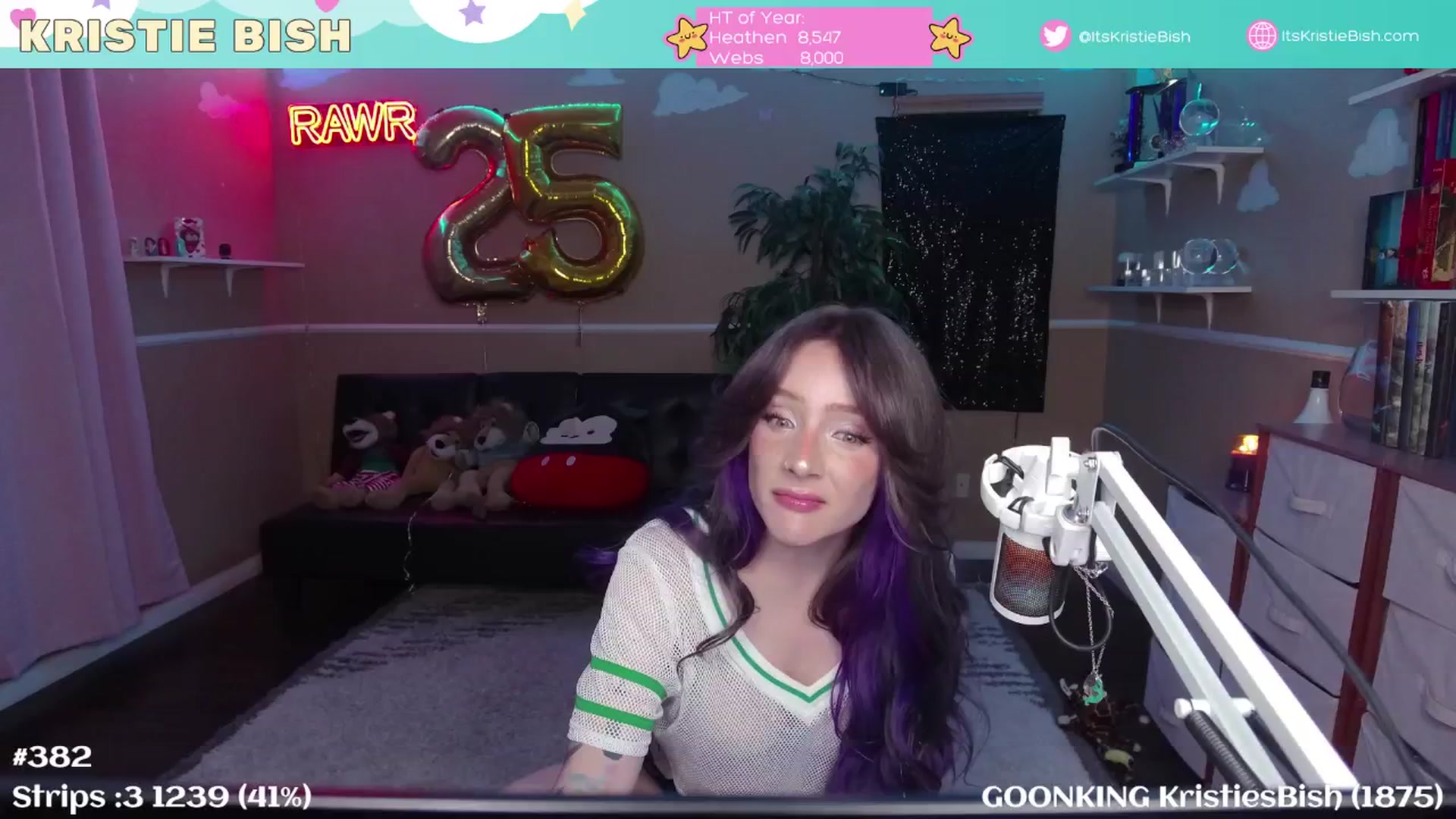 Gallery image thumbnail from KristieBish's myfreecams stream on, 02/20/2025, 06:42 image 14 of 20