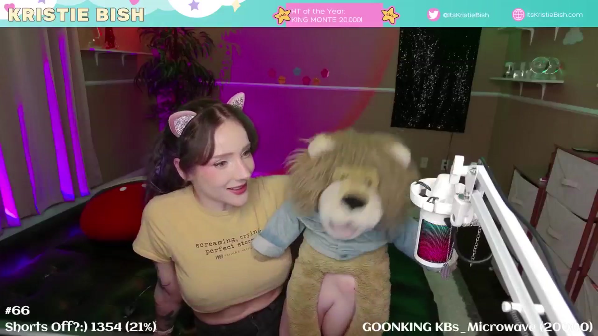 Gallery image thumbnail from KristieBish's myfreecams stream on, 03/02/2025, 06:31 image 6 of 20