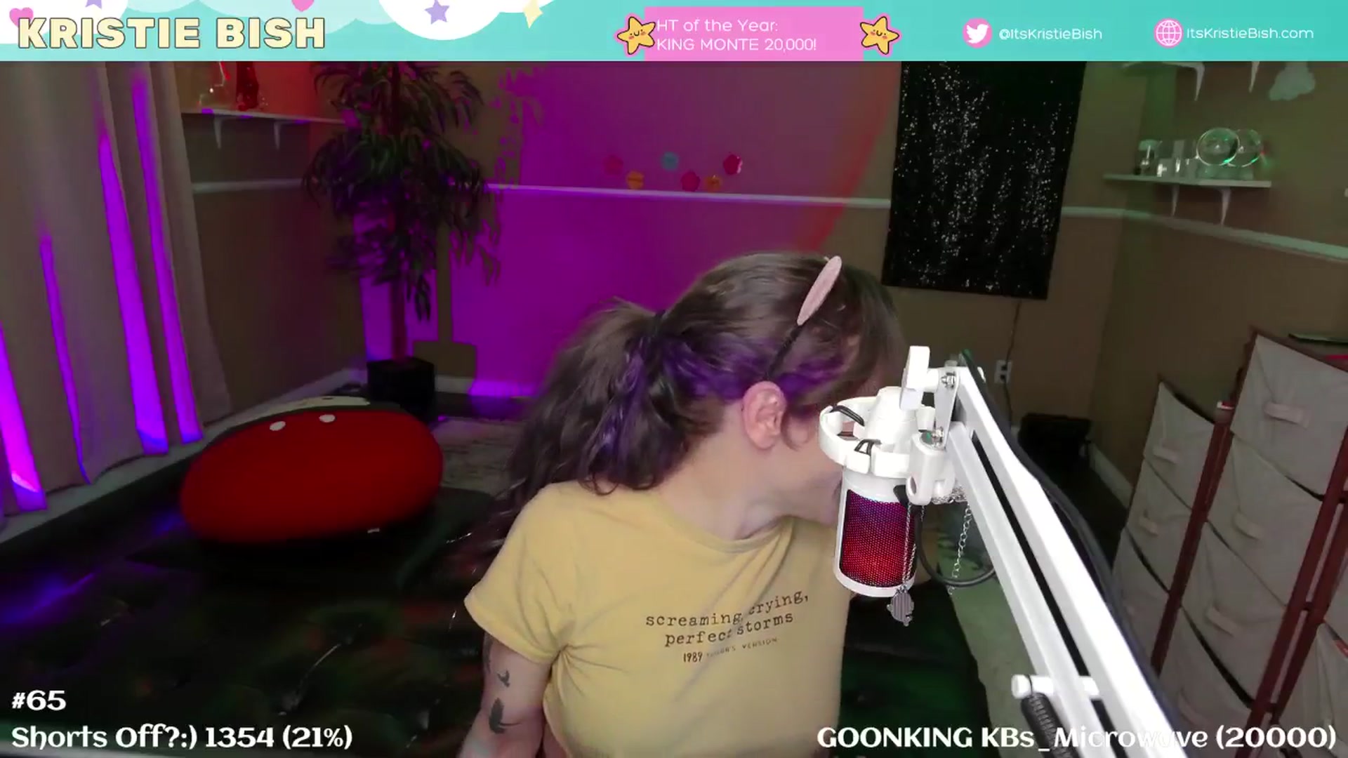 Gallery image thumbnail from KristieBish's myfreecams stream on, 03/02/2025, 06:31 image 5 of 20