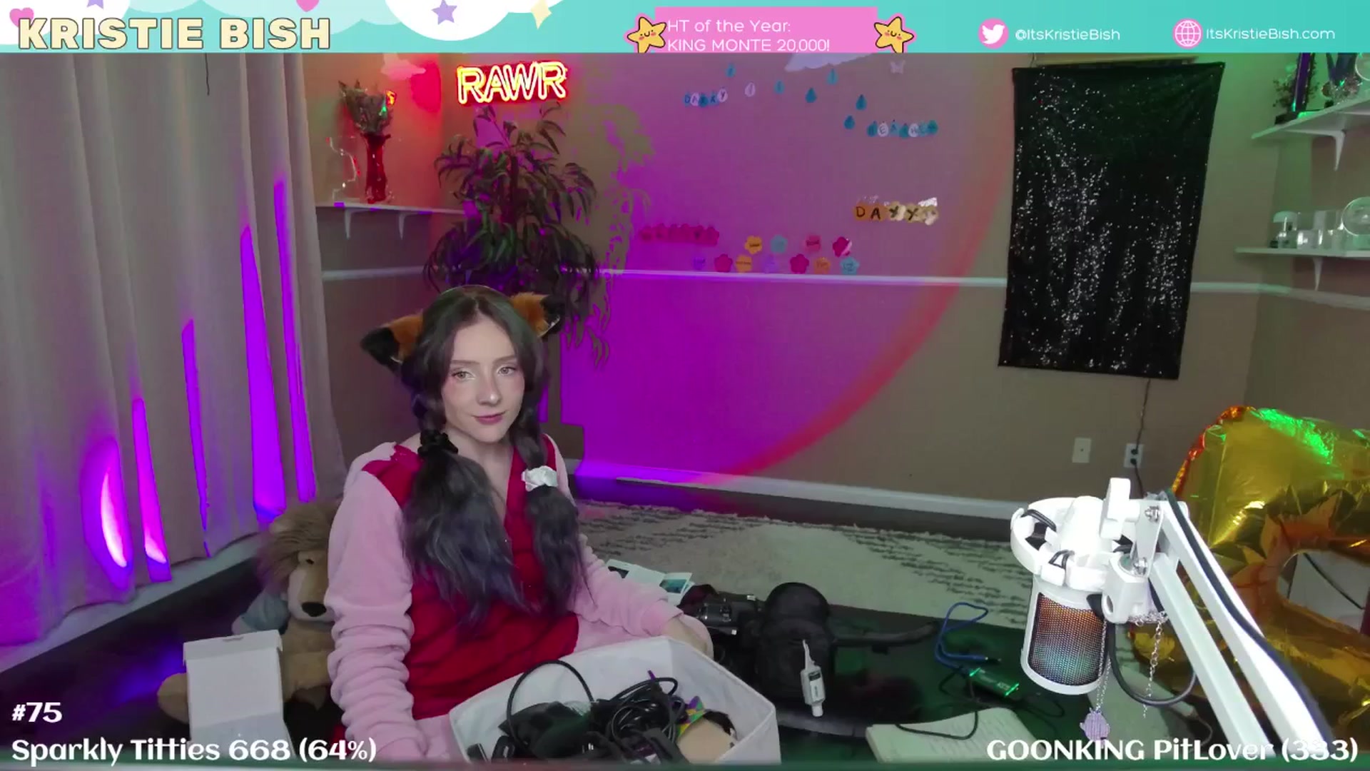Gallery image thumbnail from KristieBish's myfreecams stream on, 03/03/2025, 06:31 image 17 of 20