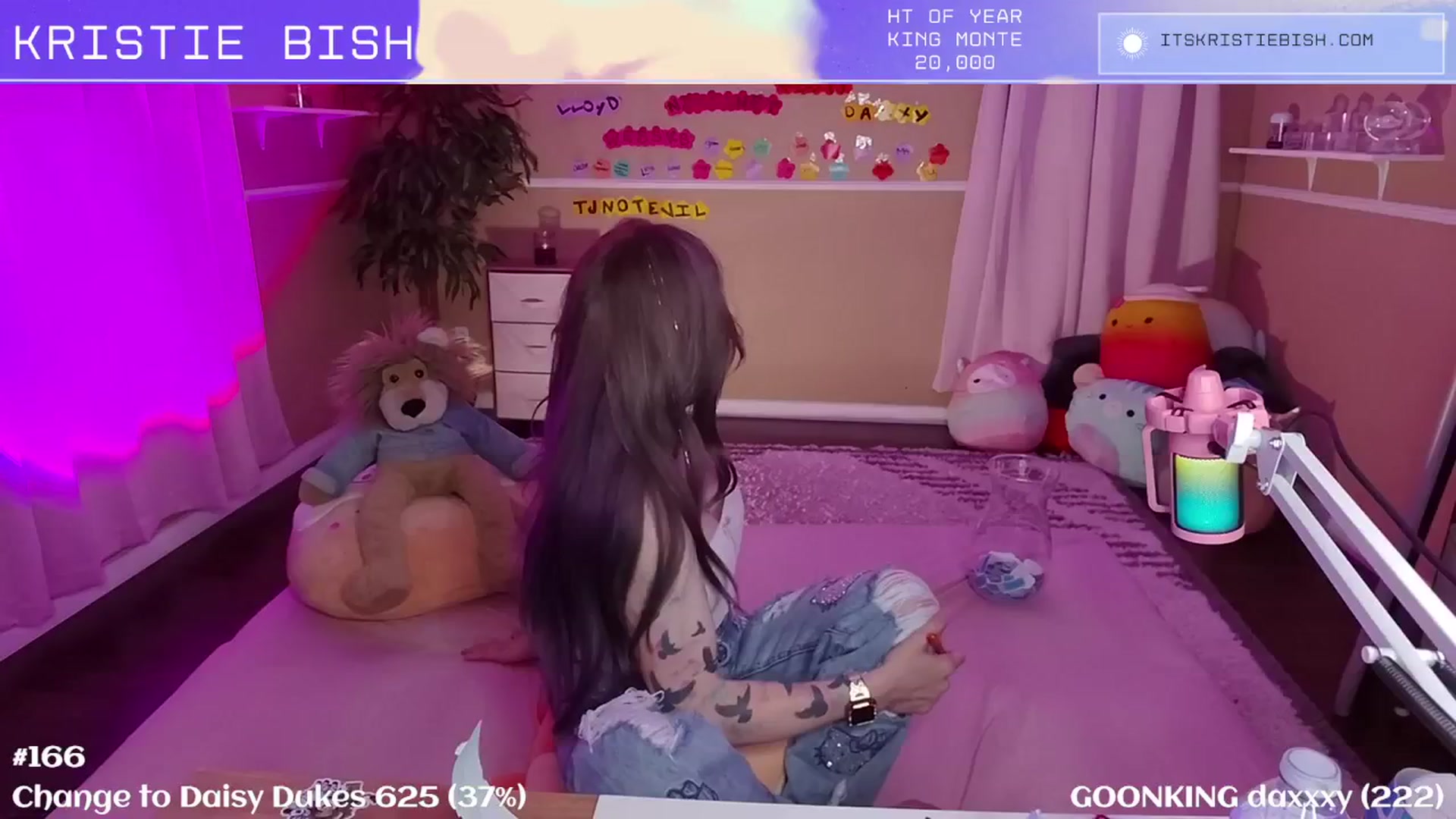 Gallery image thumbnail from KristieBish's myfreecams stream on, 03/13/2025, 05:40 image 1 of 20