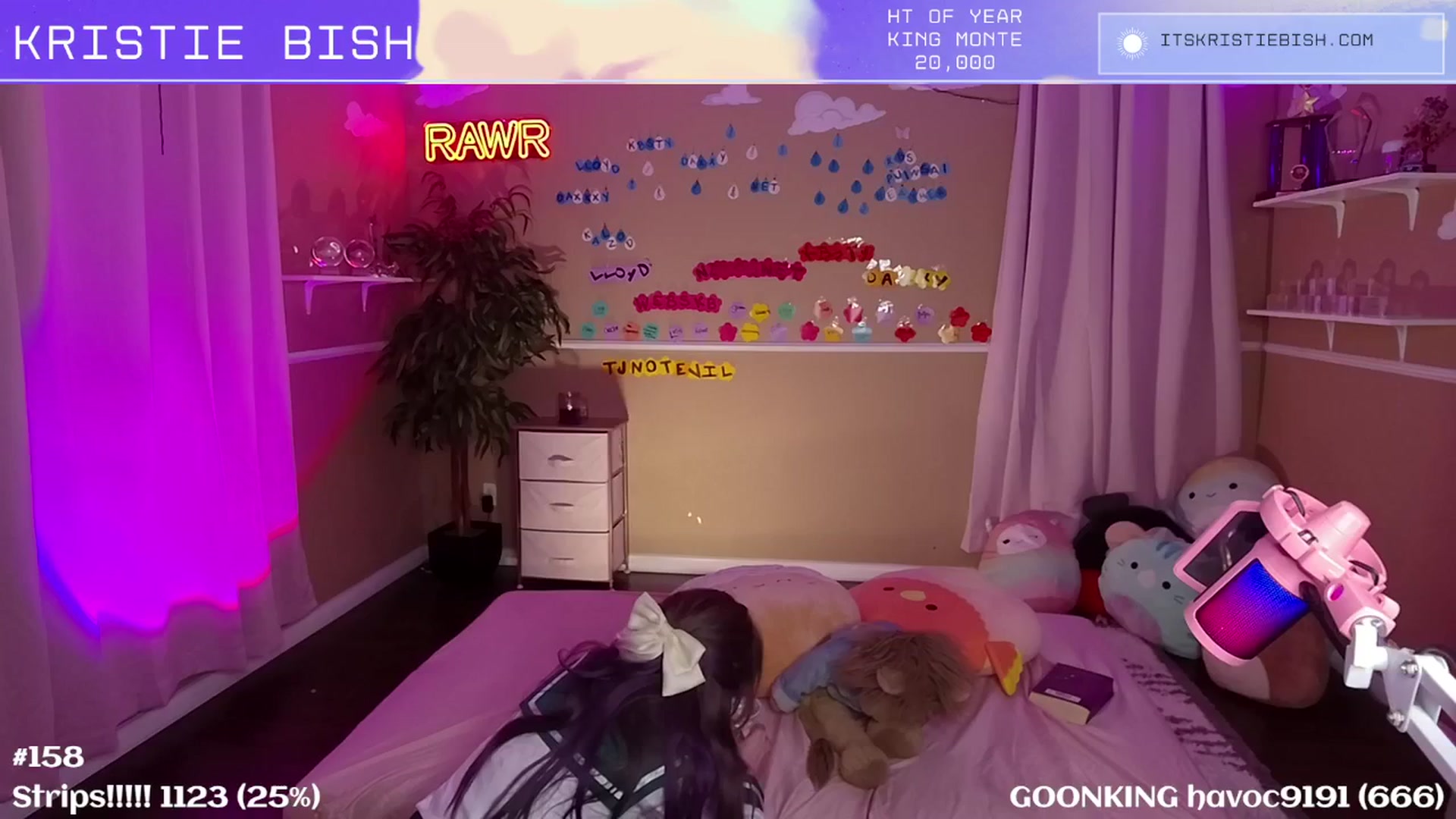 Gallery image thumbnail from KristieBish's myfreecams stream on, 03/14/2025, 06:14 image 12 of 20