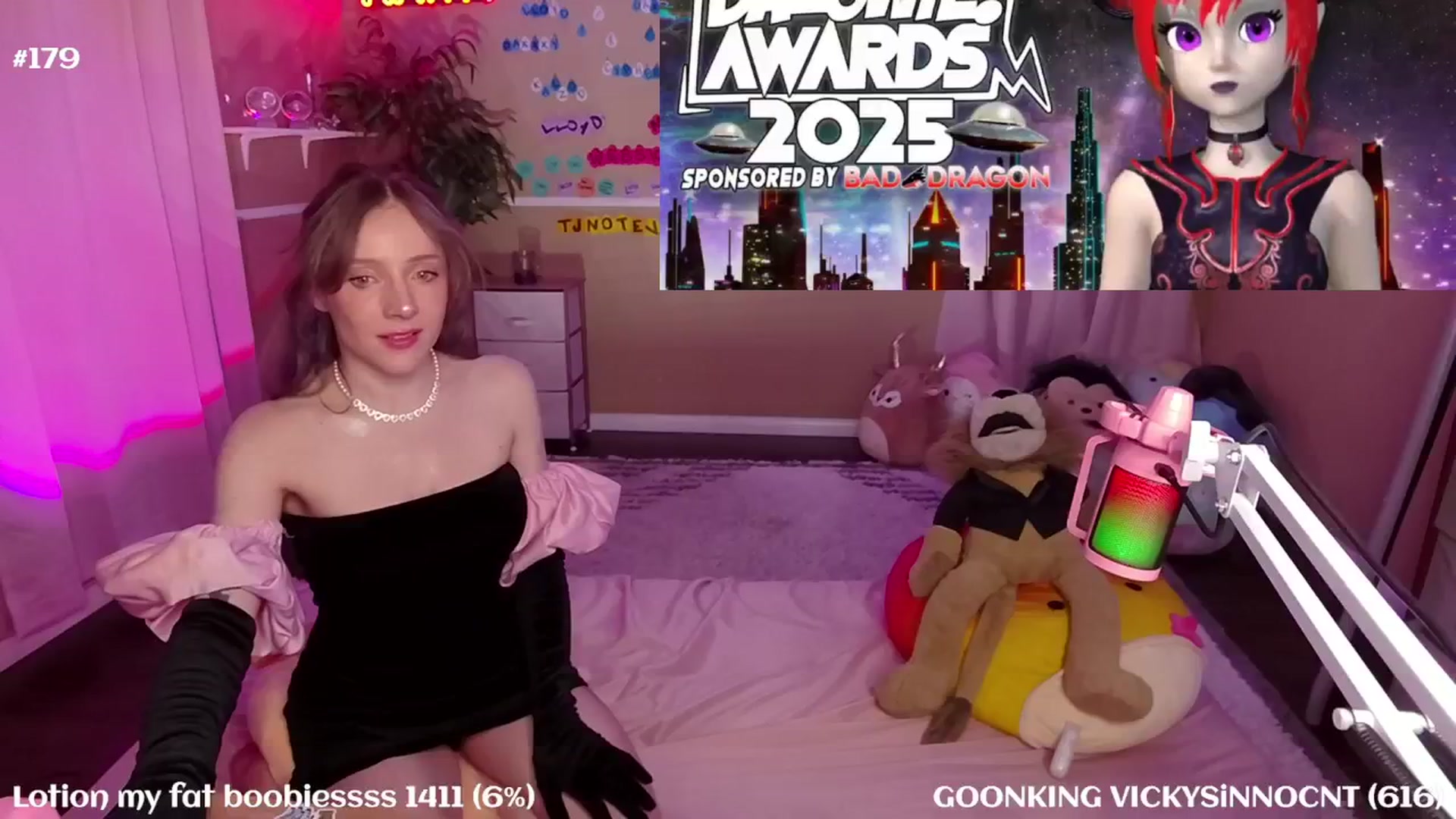 Gallery image thumbnail from KristieBish's myfreecams stream on, 03/23/2025, 06:03 image 8 of 20
