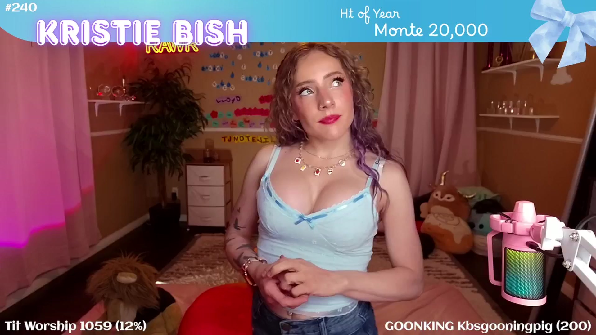 Gallery image thumbnail from KristieBish's myfreecams stream on, 04/01/2025, 04:05 image 2 of 20