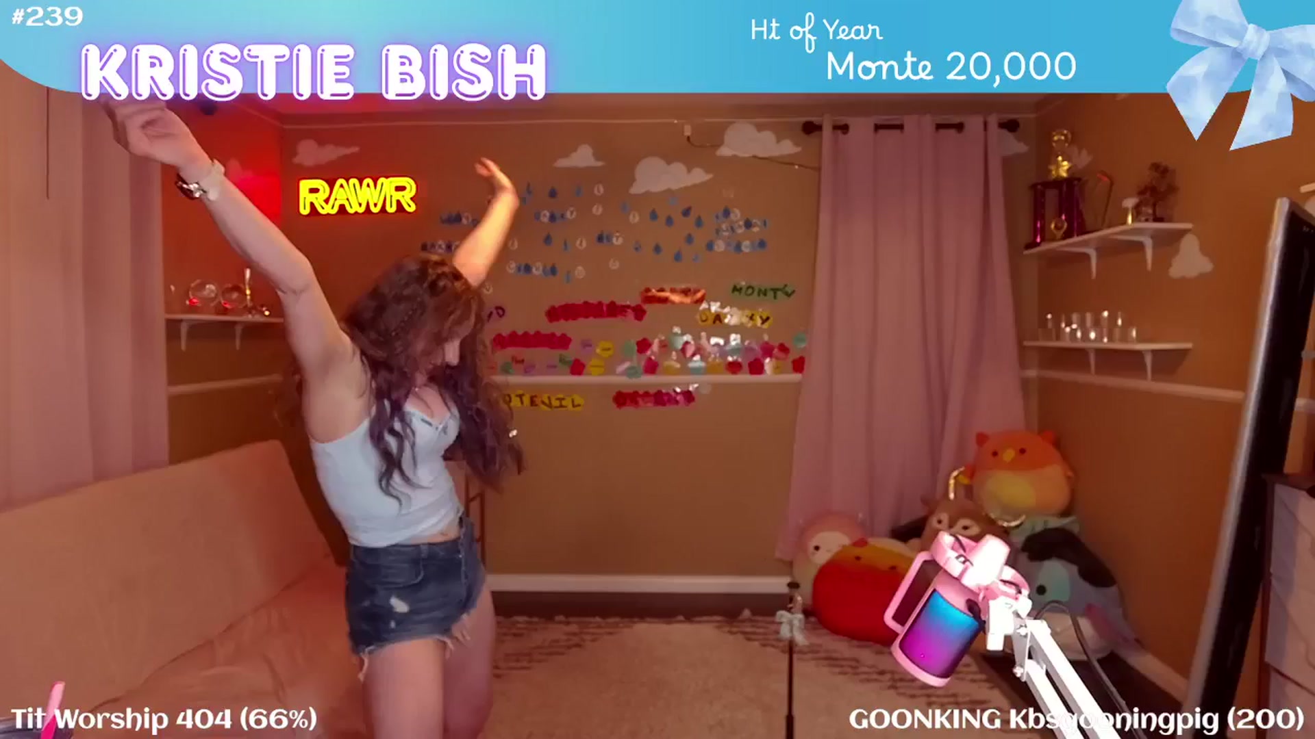 Gallery image thumbnail from KristieBish's myfreecams stream on, 04/01/2025, 04:05 image 15 of 20